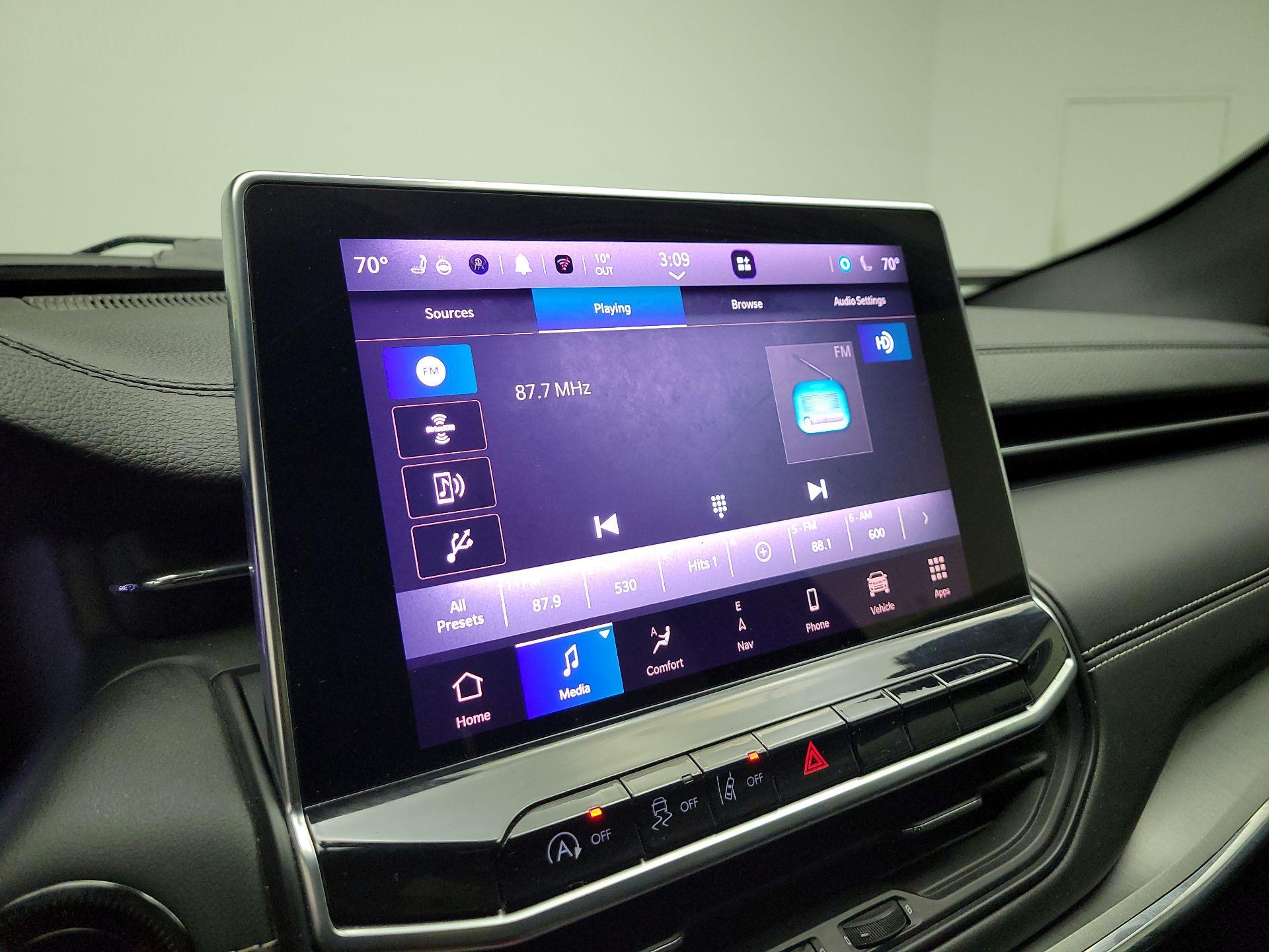 Thumbnail: 2022 Jeep Compass - 15