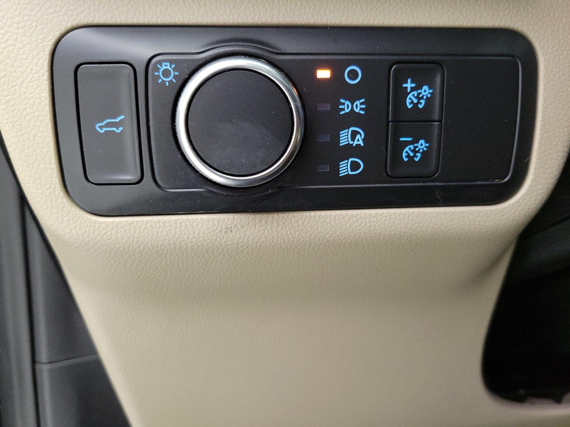 Thumbnail: 2022 Ford Escape - 13