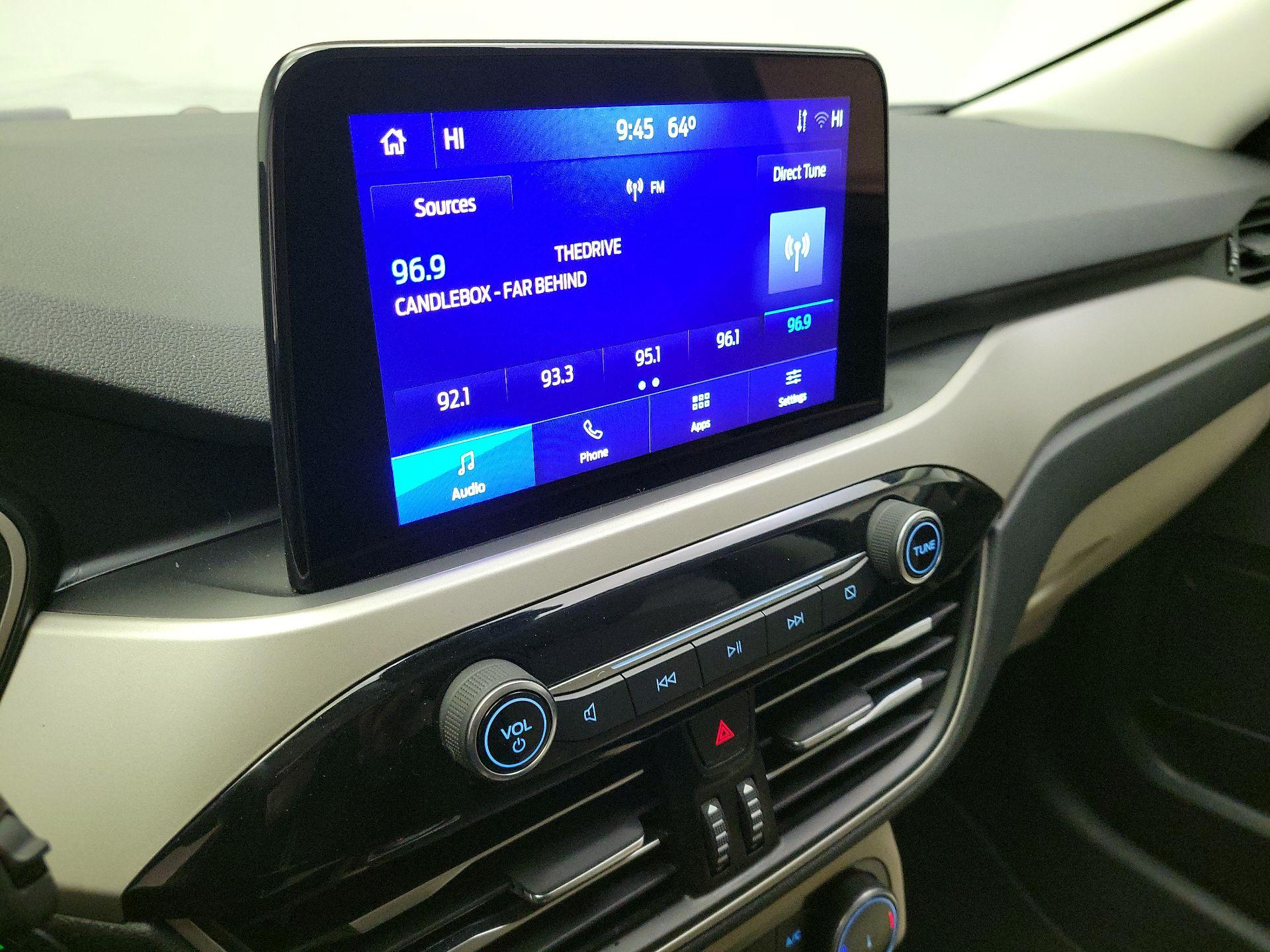 Thumbnail: 2022 Ford Escape - 15