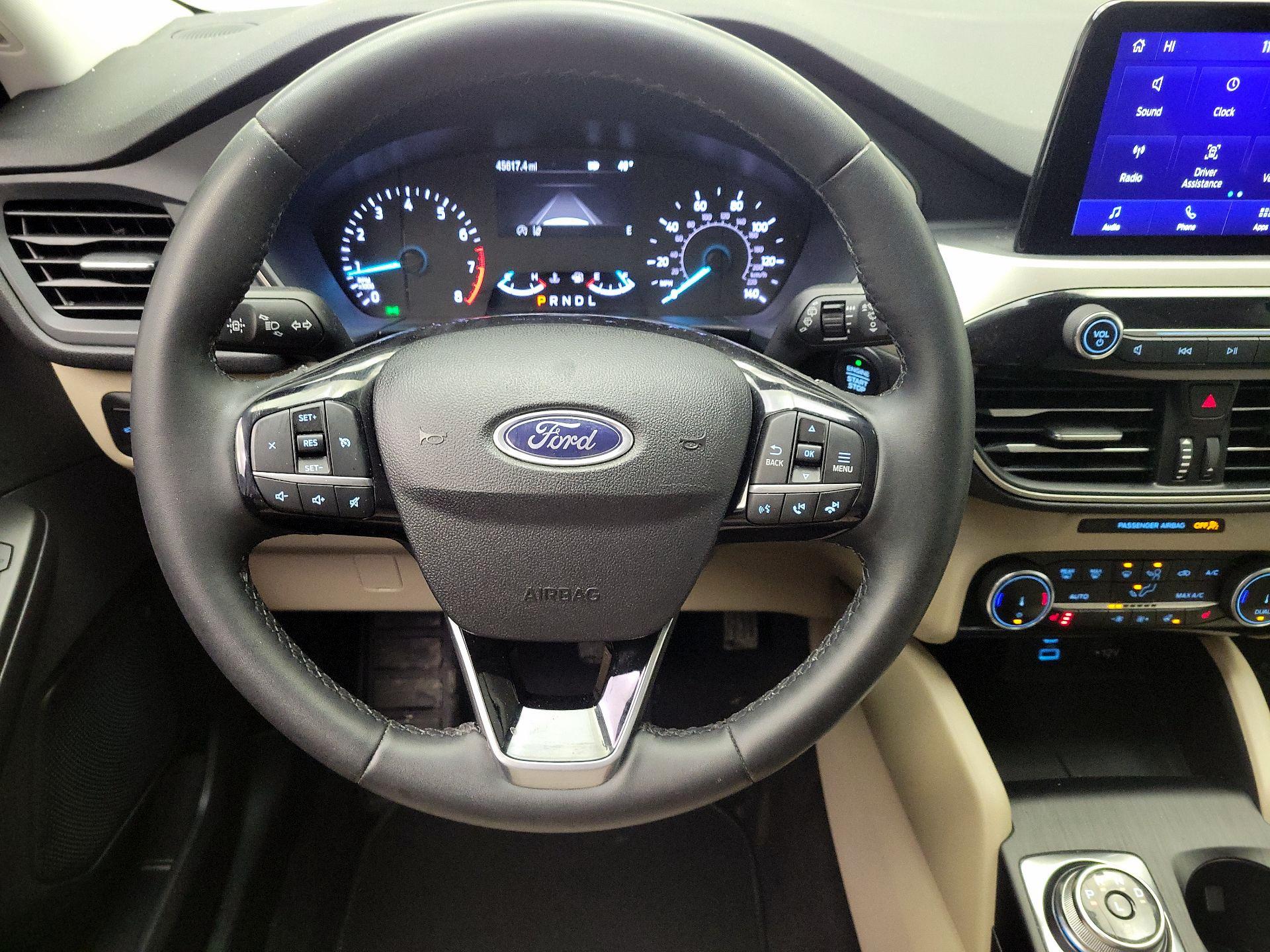 Thumbnail: 2022 Ford Escape - 10