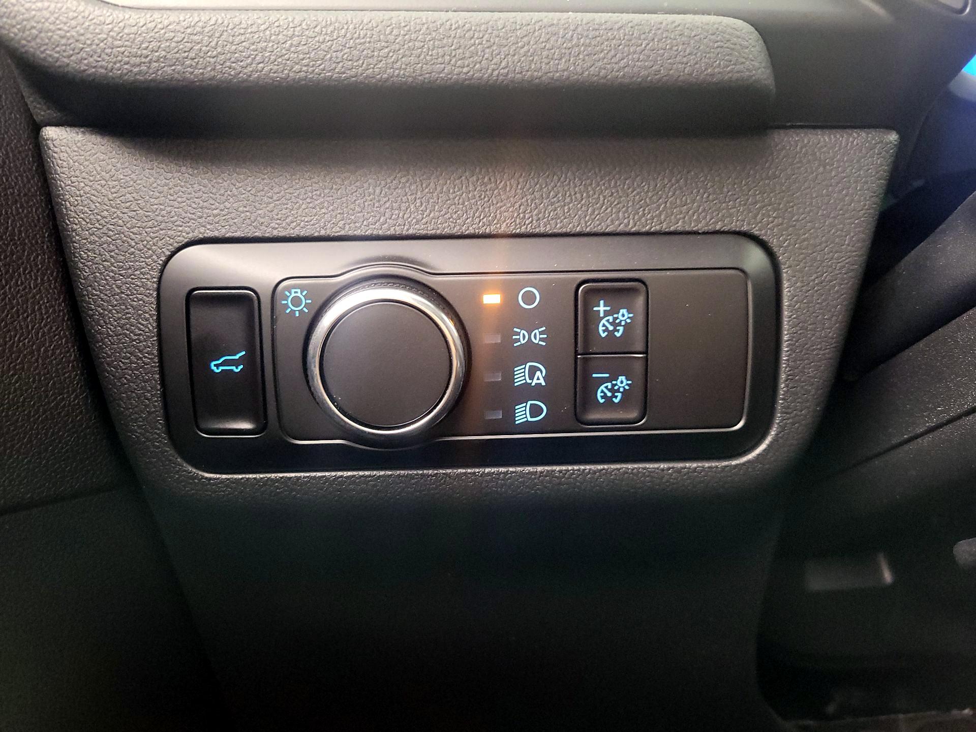 Thumbnail: 2023 Ford Escape - 13