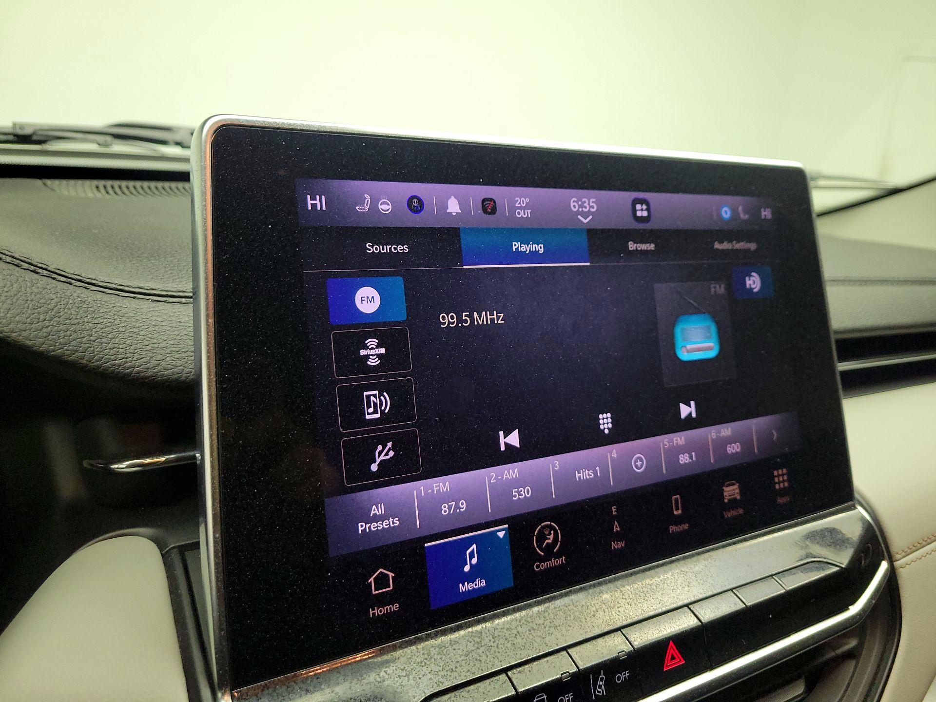 Thumbnail: 2022 Jeep Compass - 15