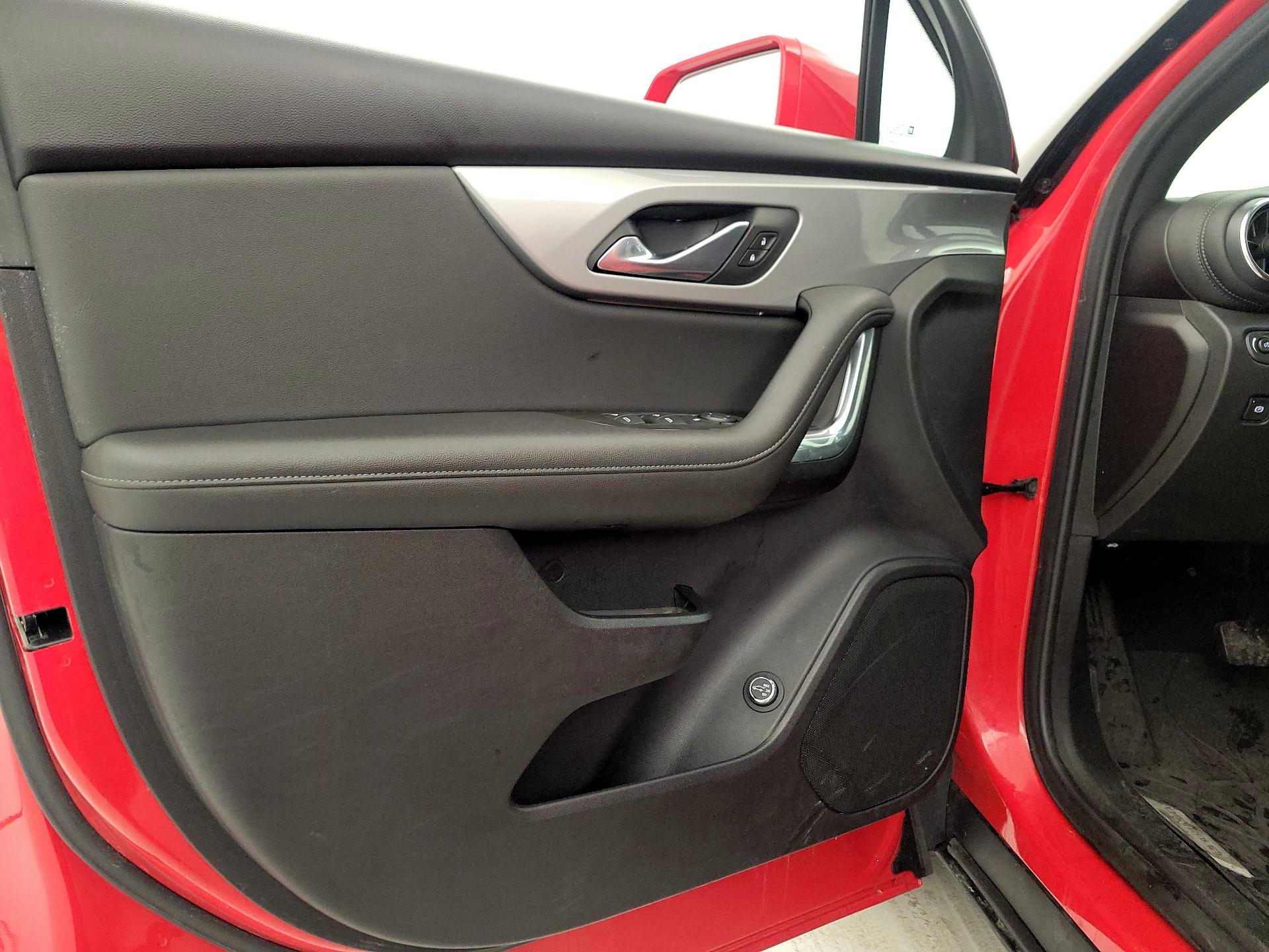 Thumbnail: 2020 Chevrolet Blazer - 12