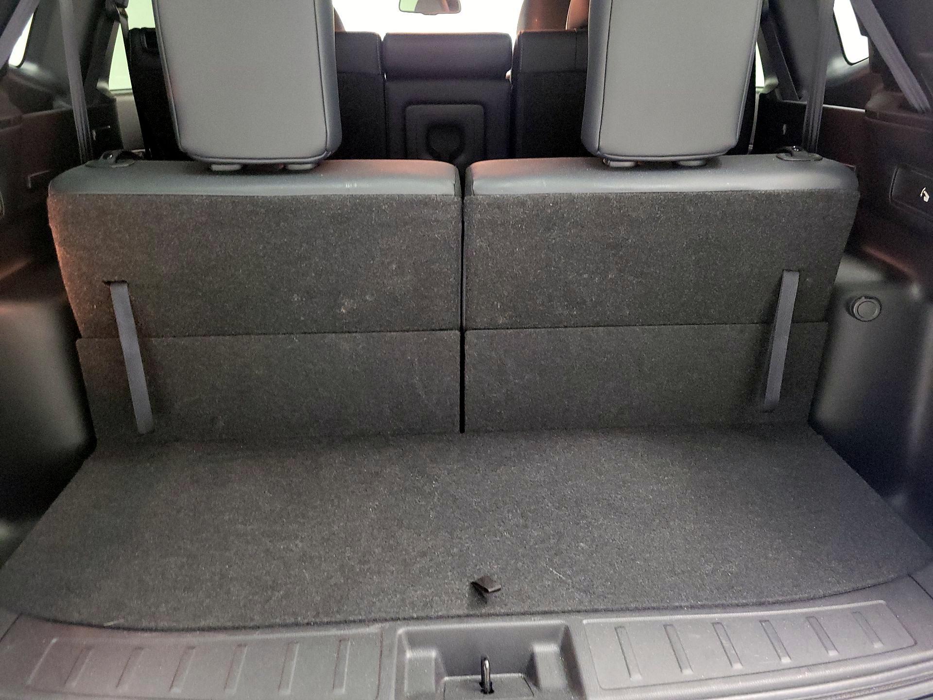 Thumbnail: 2024 Mitsubishi Outlander - 16