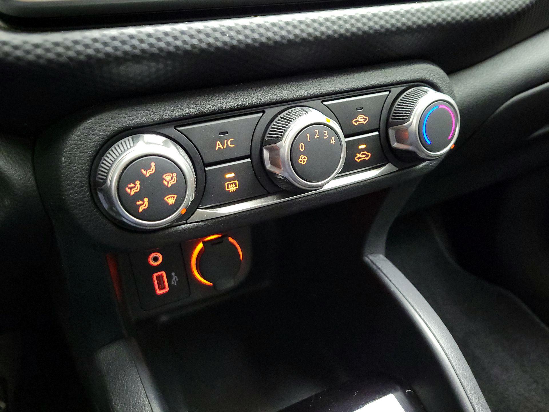 Thumbnail: 2022 Nissan Kicks - 16