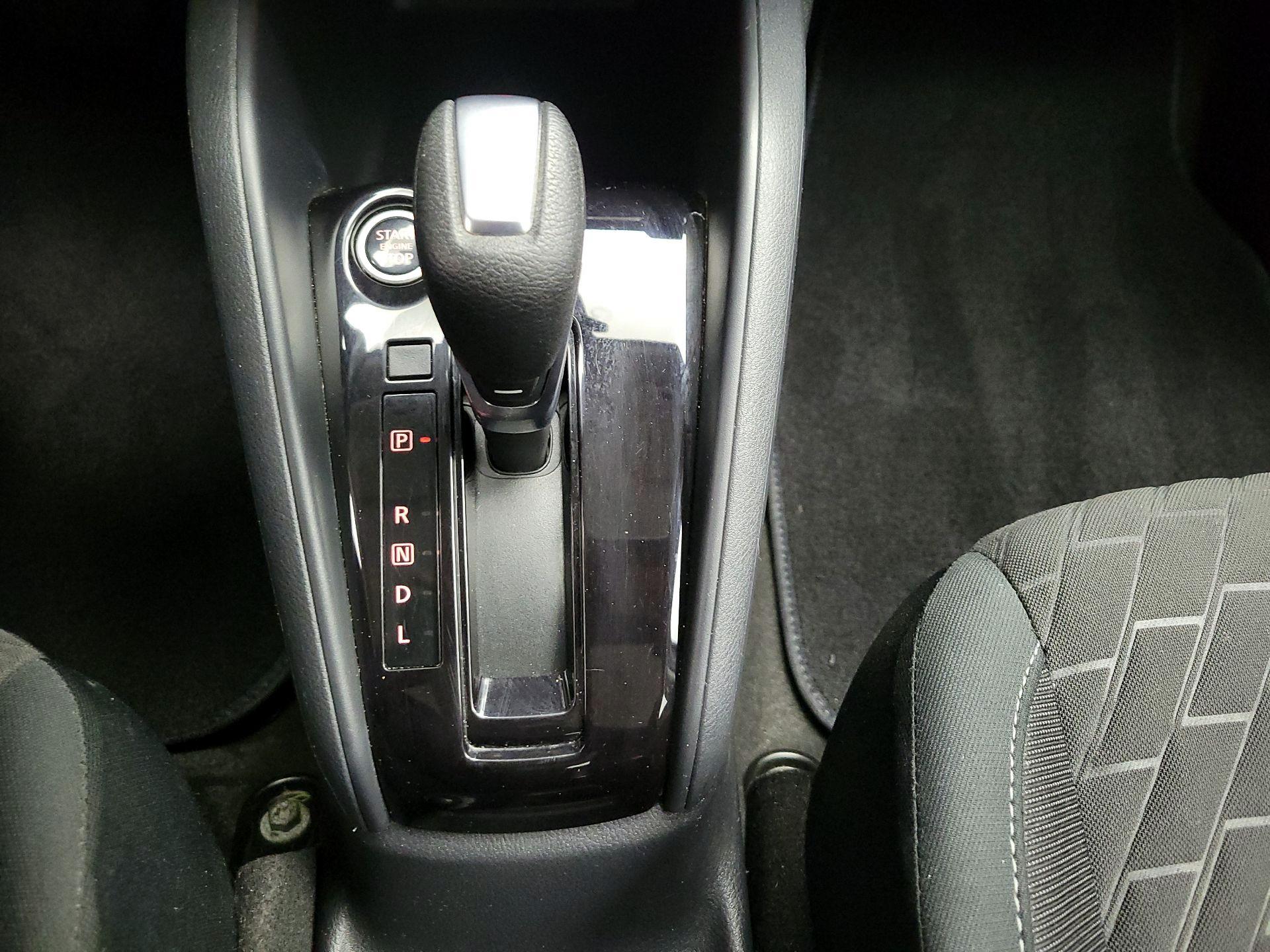 Thumbnail: 2022 Nissan Kicks - 17