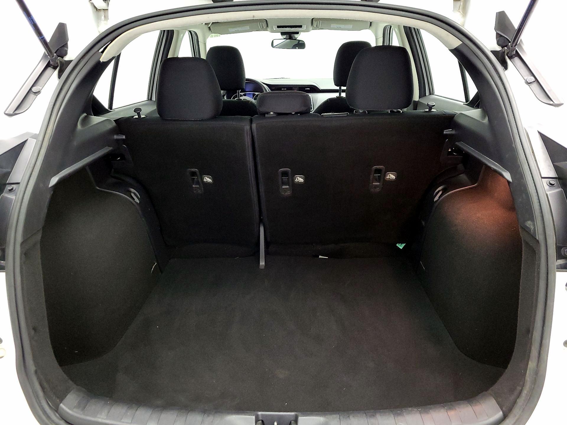 Thumbnail: 2022 Nissan Kicks - 20