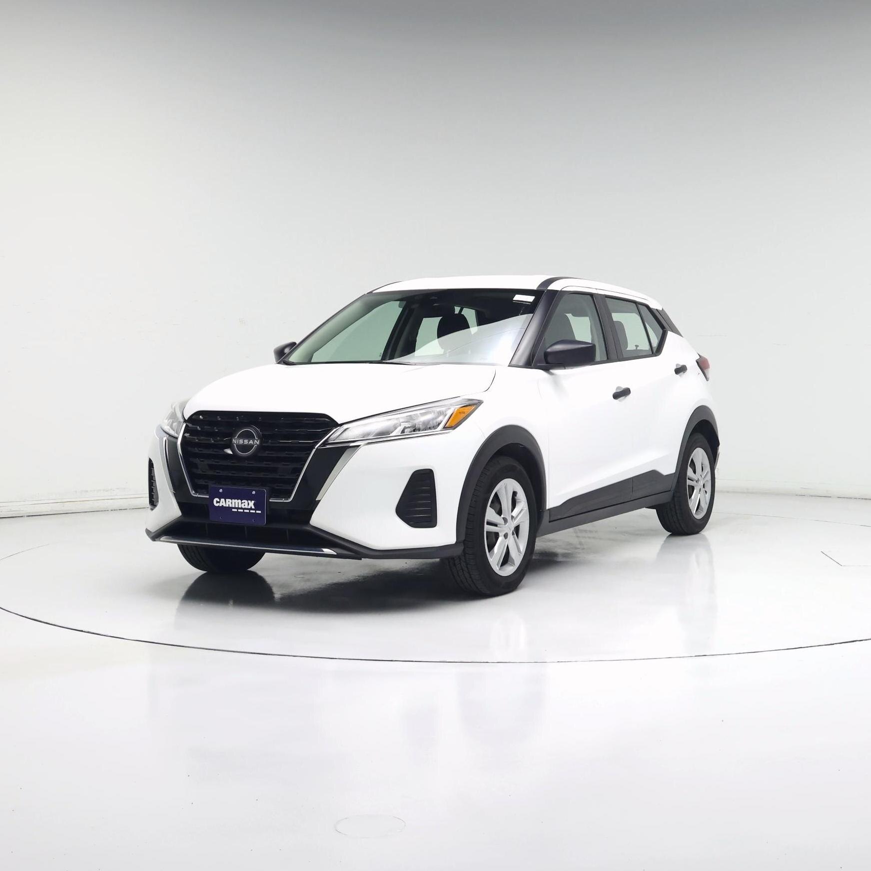 Thumbnail: 2022 Nissan Kicks - 4