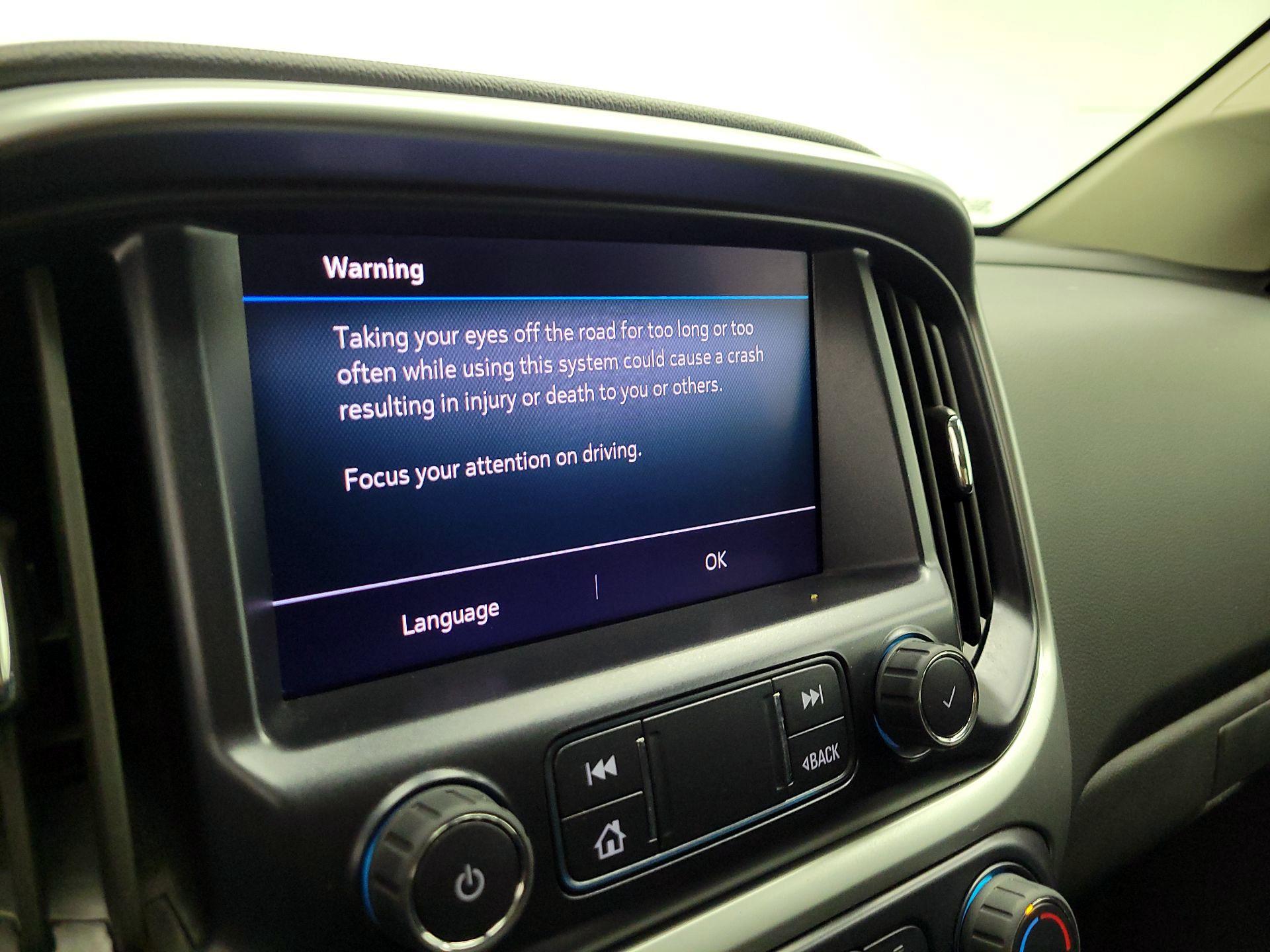 Thumbnail: 2022 Chevrolet Colorado - 13