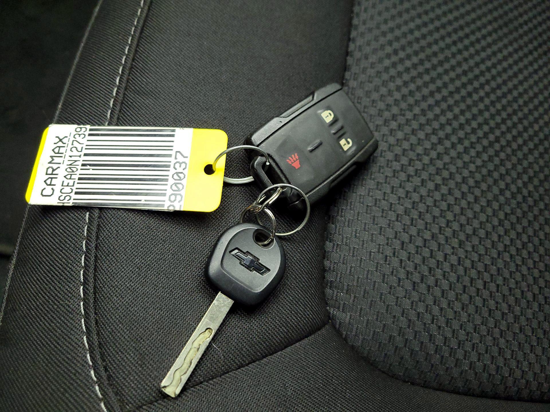 Thumbnail: 2022 Chevrolet Colorado - 18