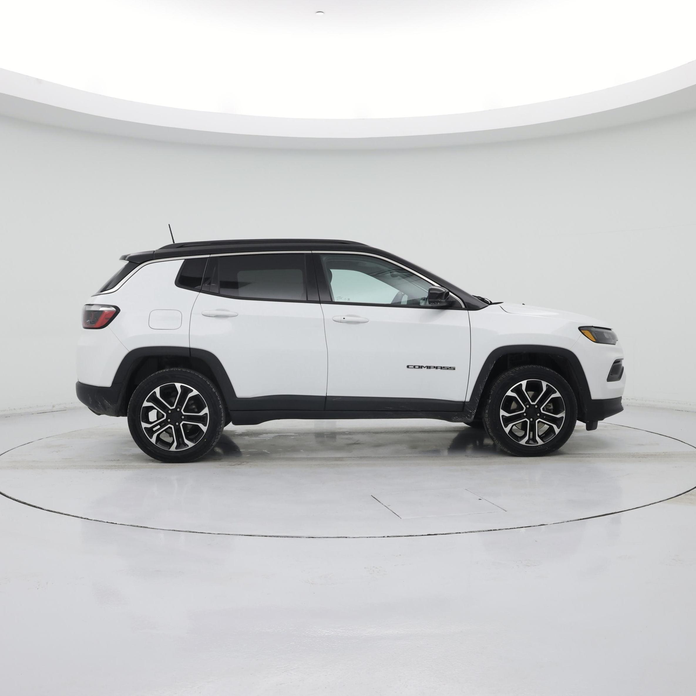 Thumbnail: 2022 Jeep Compass - 7