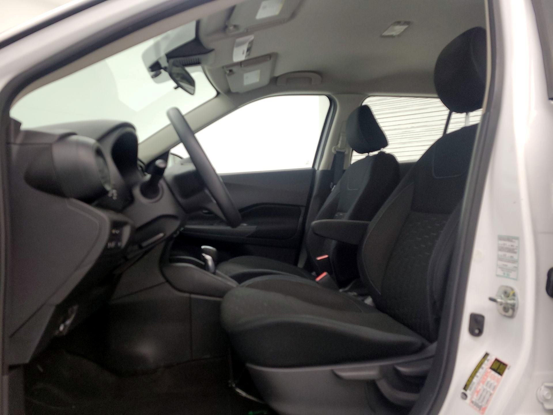 Thumbnail: 2022 Nissan Kicks - 11