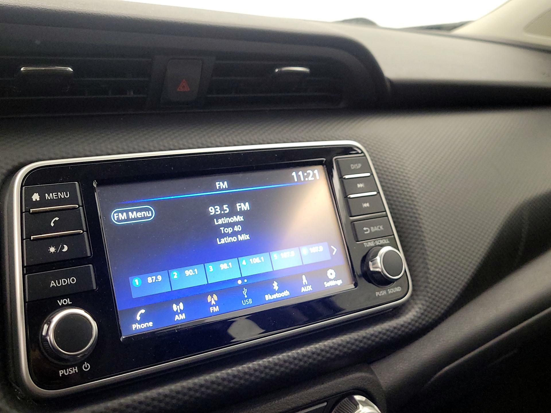 Thumbnail: 2022 Nissan Kicks - 15