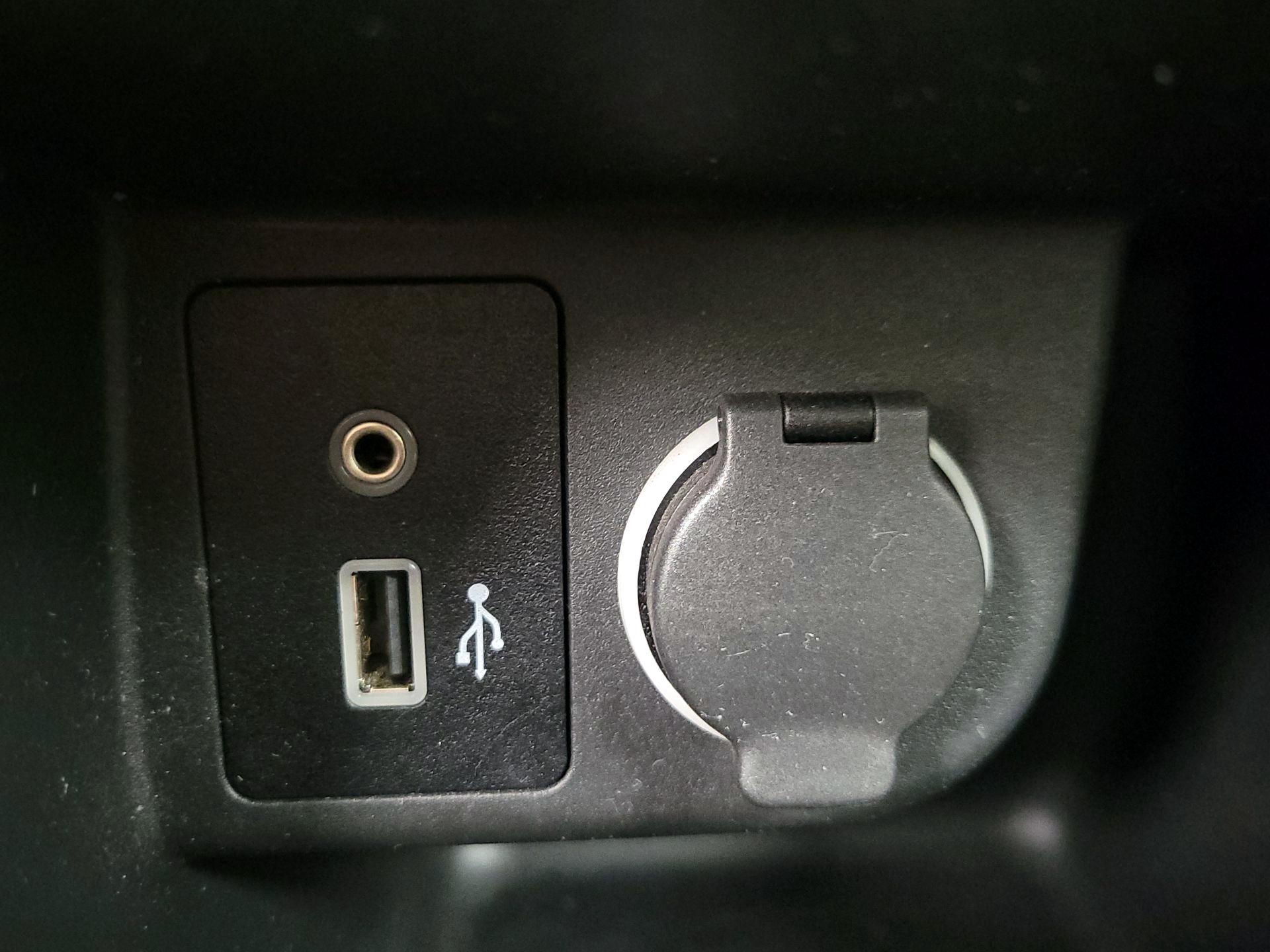 Thumbnail: 2022 Nissan Kicks - 18