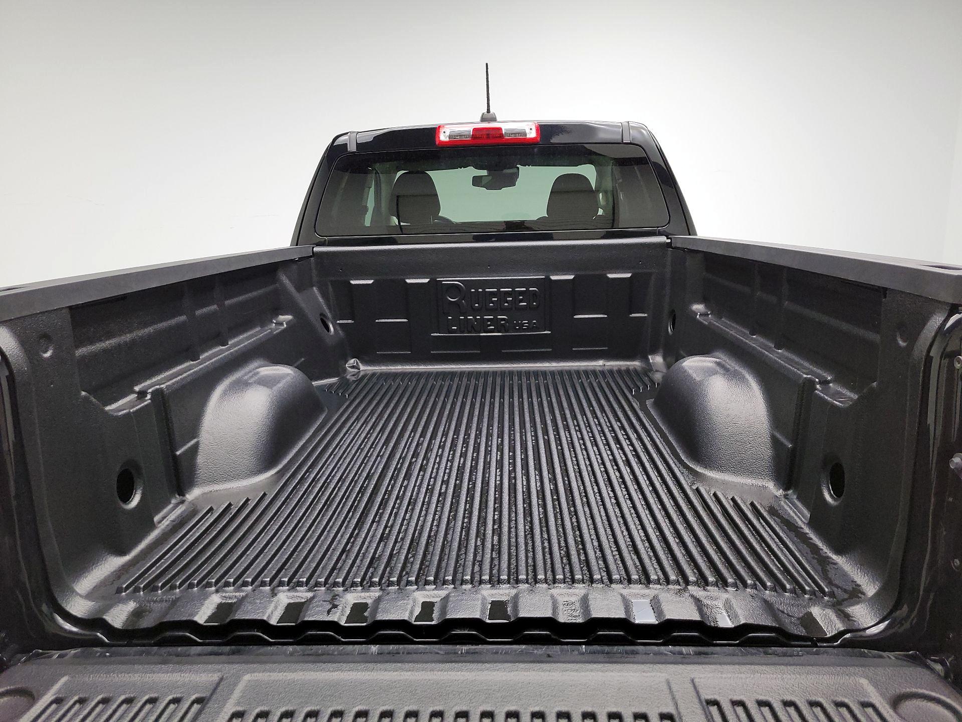 Thumbnail: 2022 Chevrolet Colorado - 19