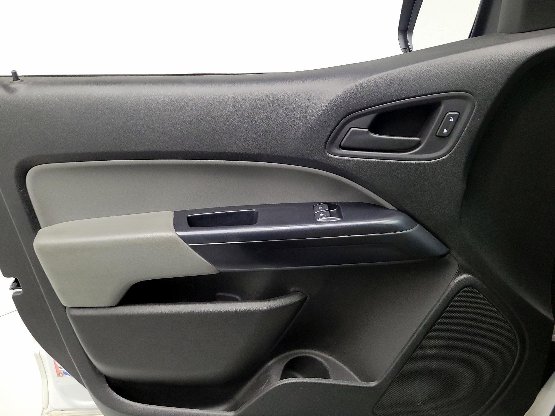 Thumbnail: 2021 Chevrolet Colorado - 12