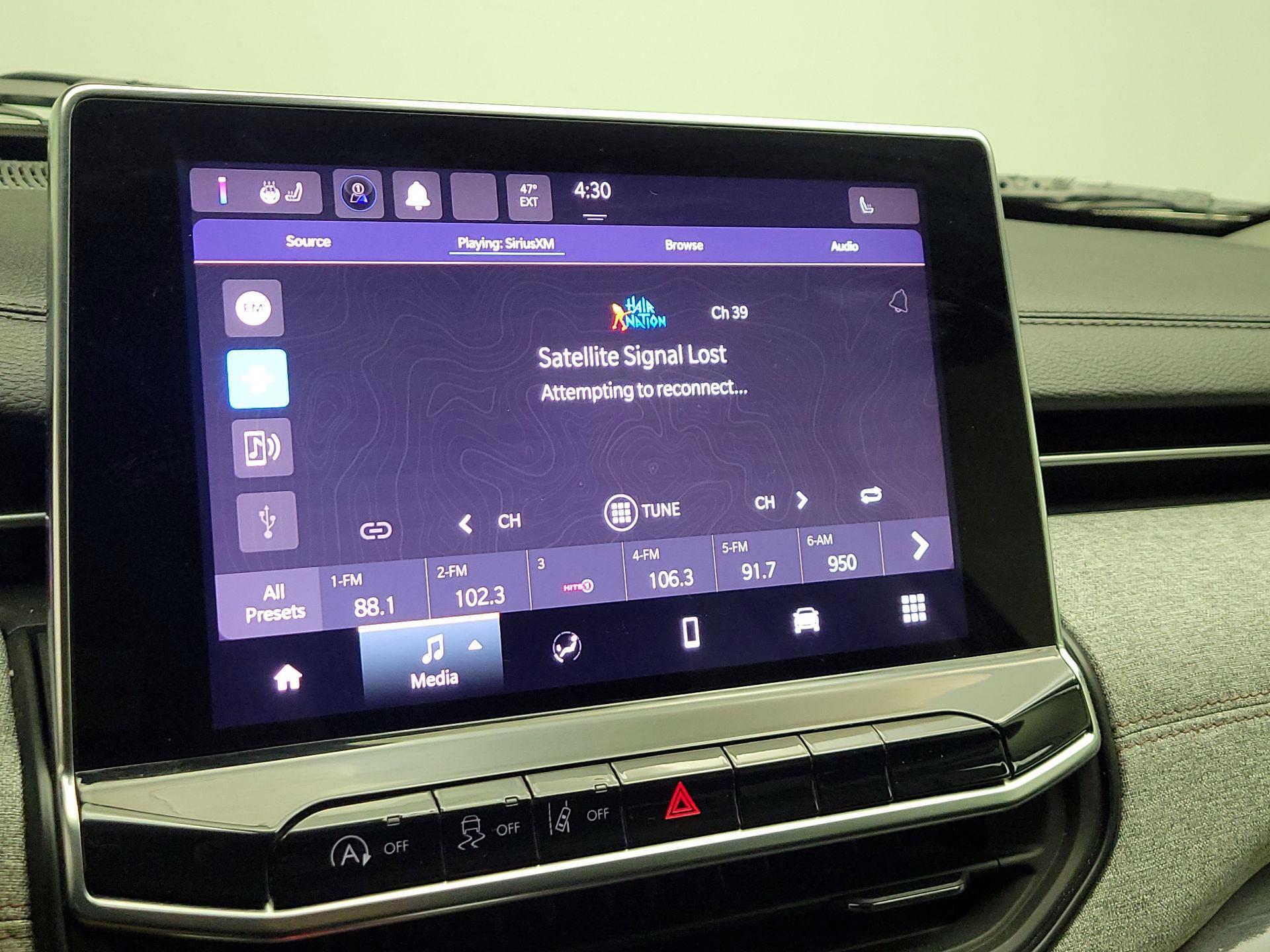 Thumbnail: 2022 Jeep Compass - 15