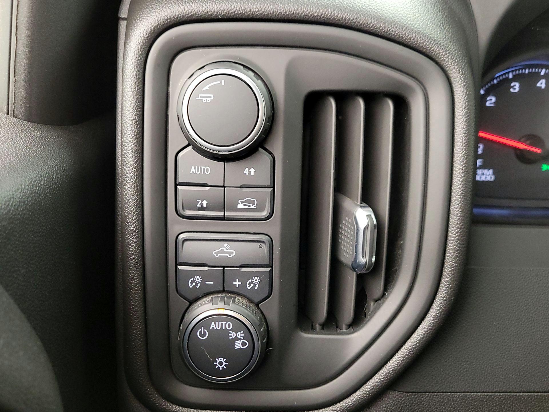 Thumbnail: 2022 Chevrolet Silverado 1500 - 13