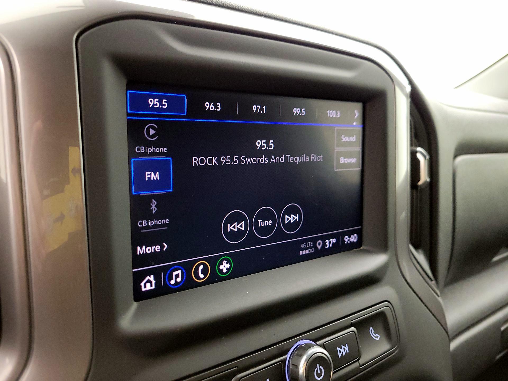 Thumbnail: 2022 Chevrolet Silverado 1500 - 15