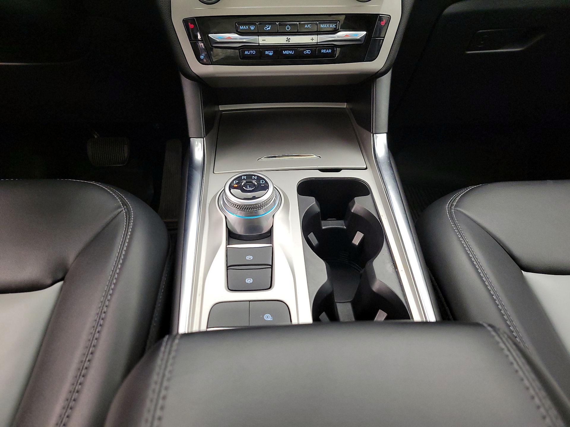 Thumbnail: 2023 Ford Explorer - 18