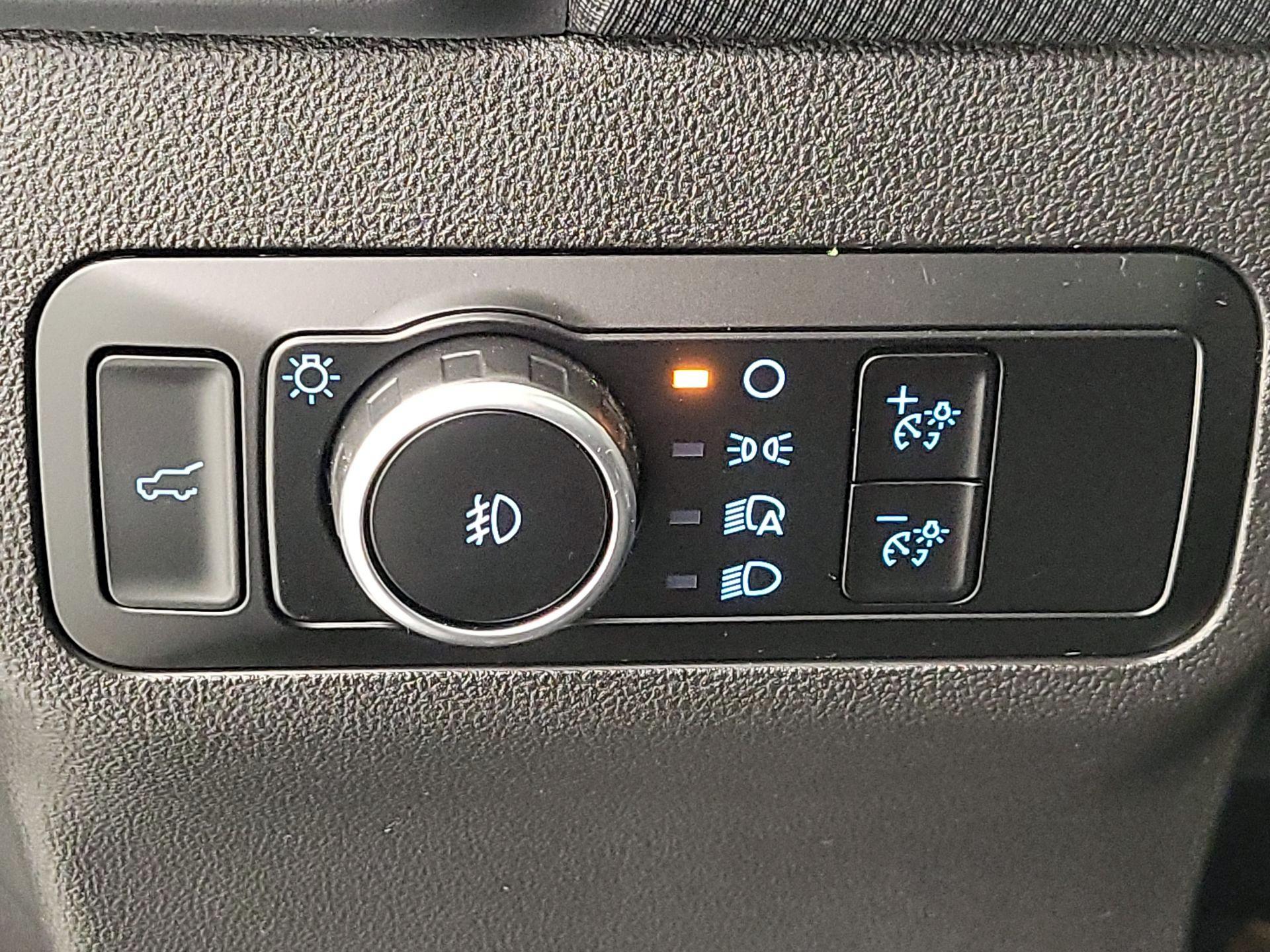 Thumbnail: 2023 Ford Bronco Sport - 13