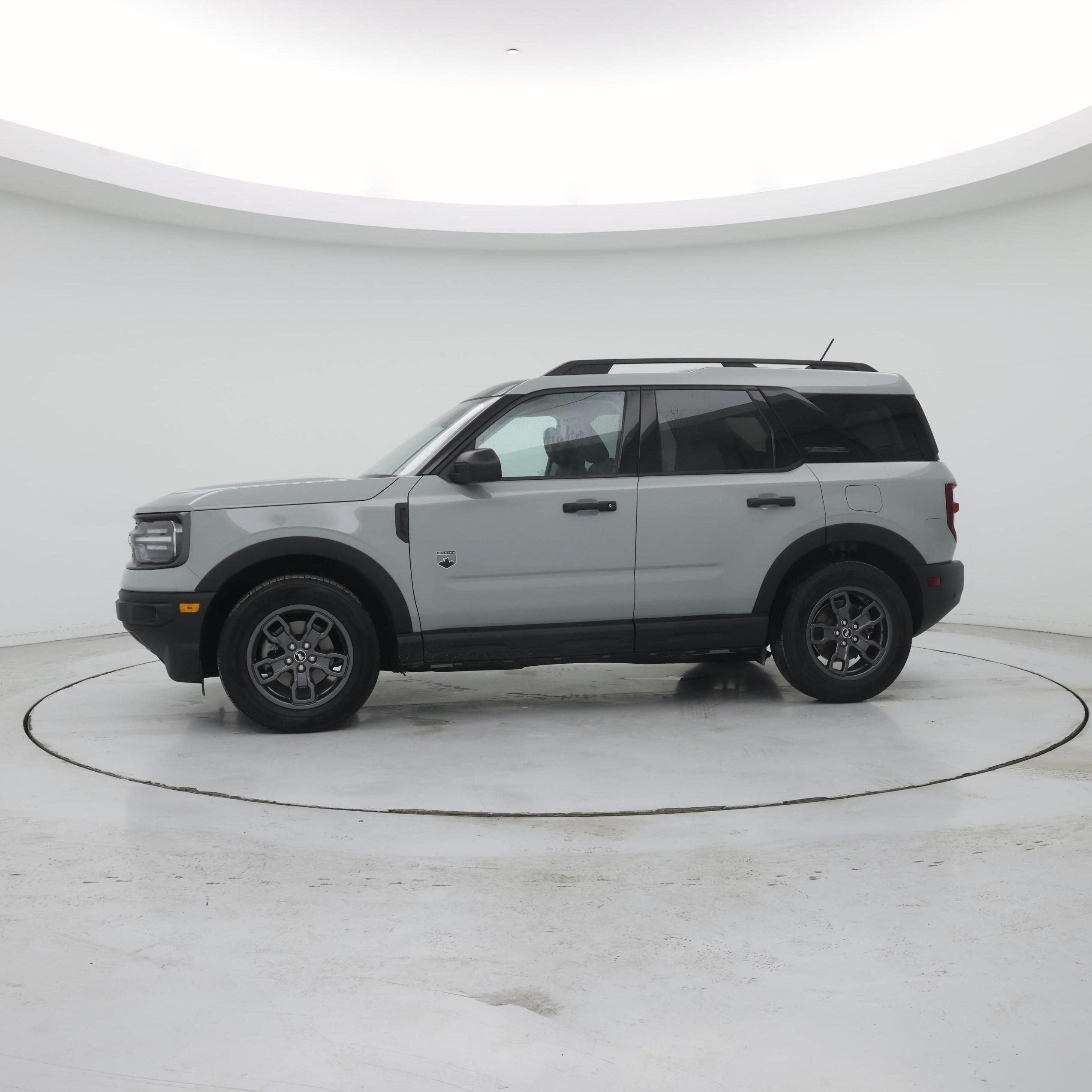 Thumbnail: 2023 Ford Bronco Sport - 3