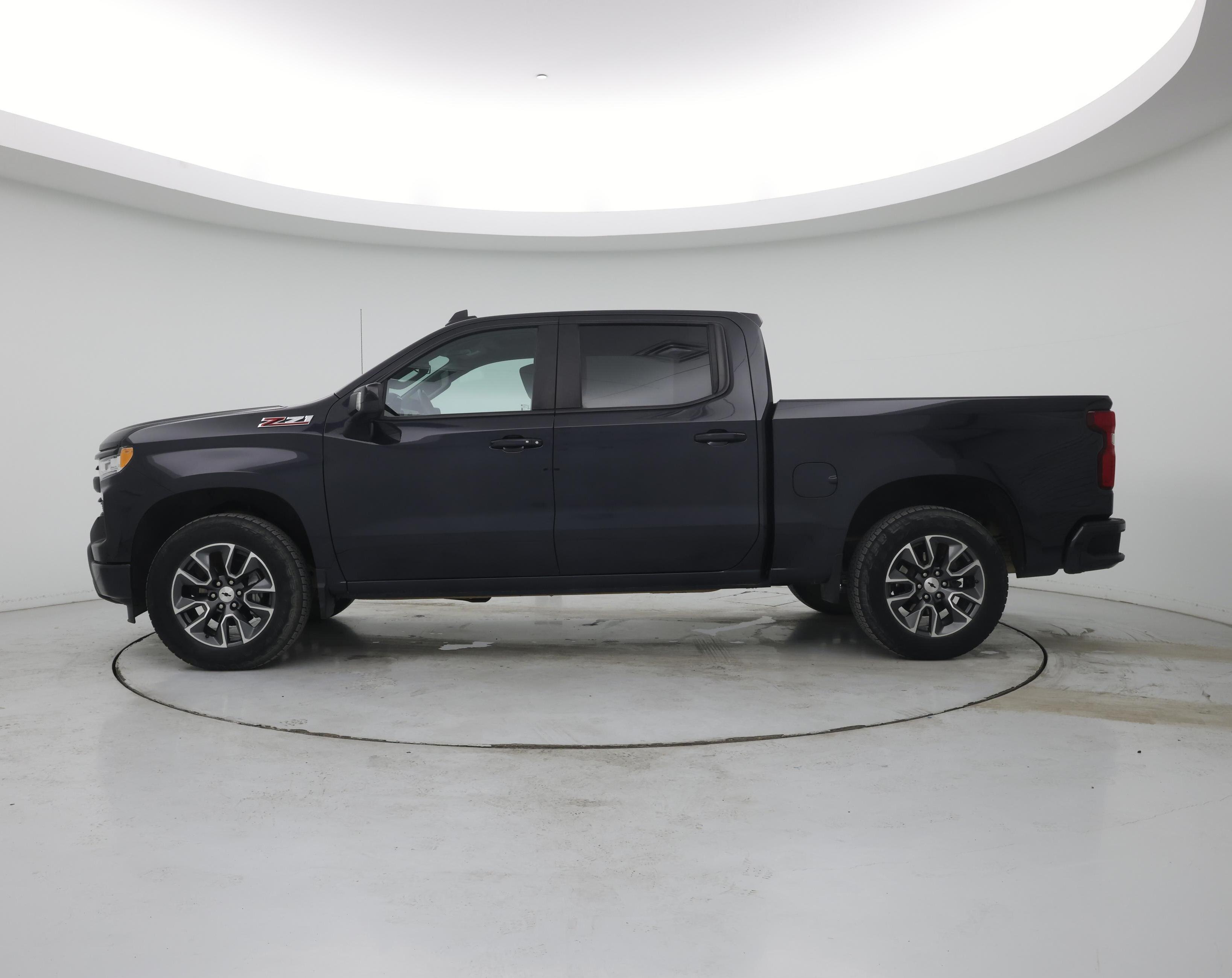 Thumbnail: 2022 Chevrolet Silverado 1500 - 3