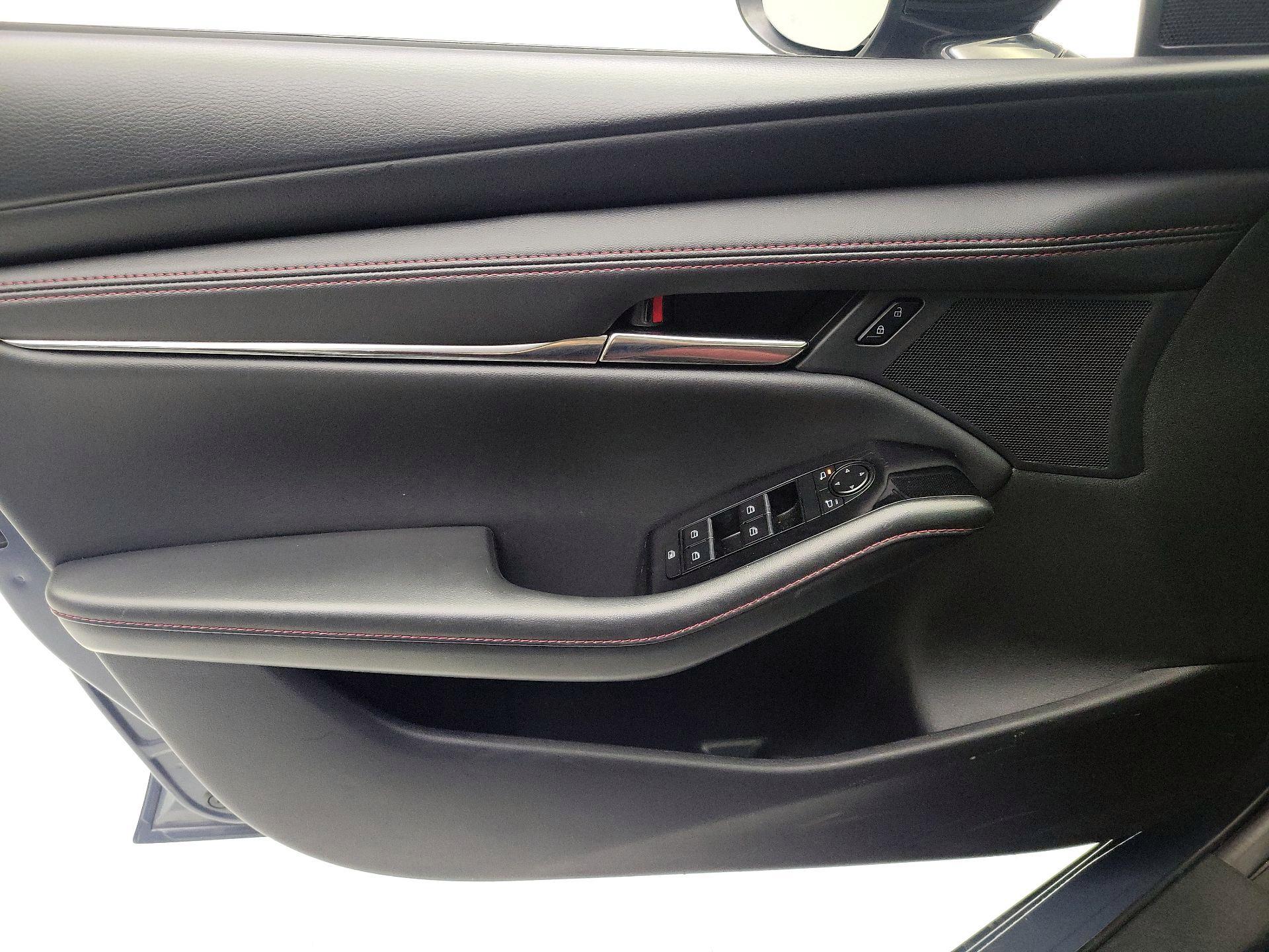 Thumbnail: 2025 Mazda Mazda3 - 12