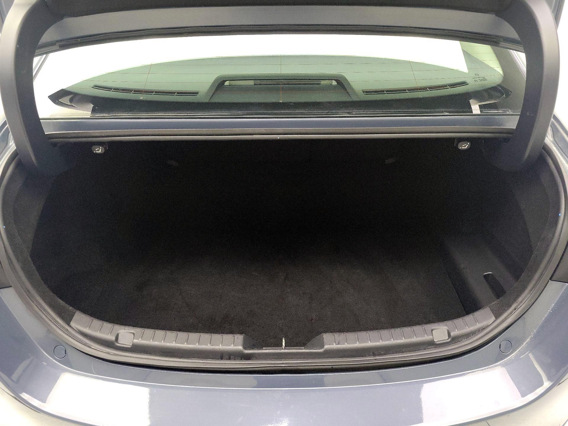 Thumbnail: 2025 Mazda Mazda3 - 20