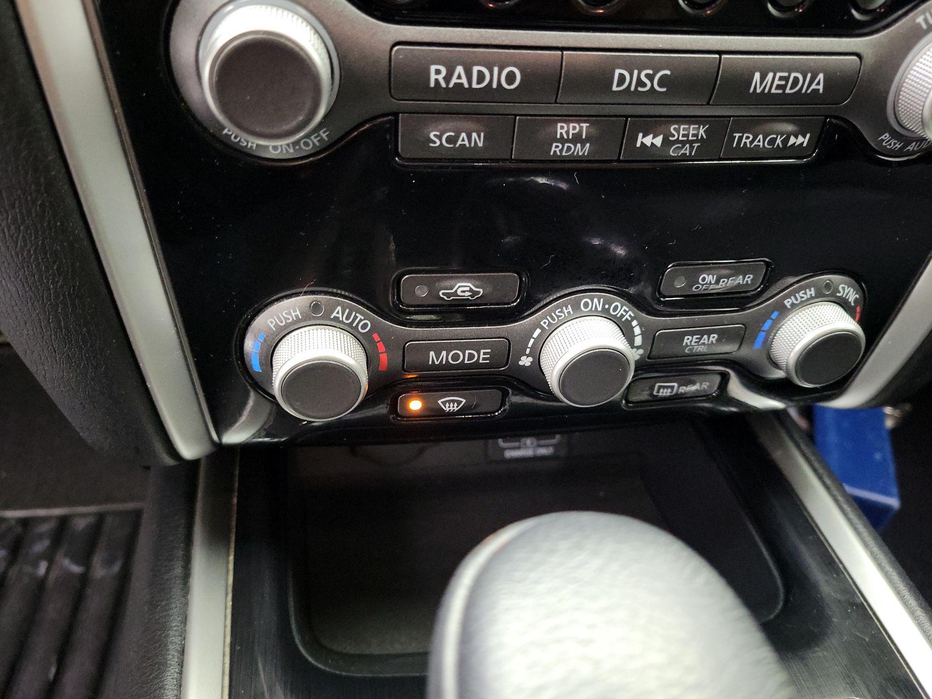 Thumbnail: 2019 Nissan Pathfinder - 15