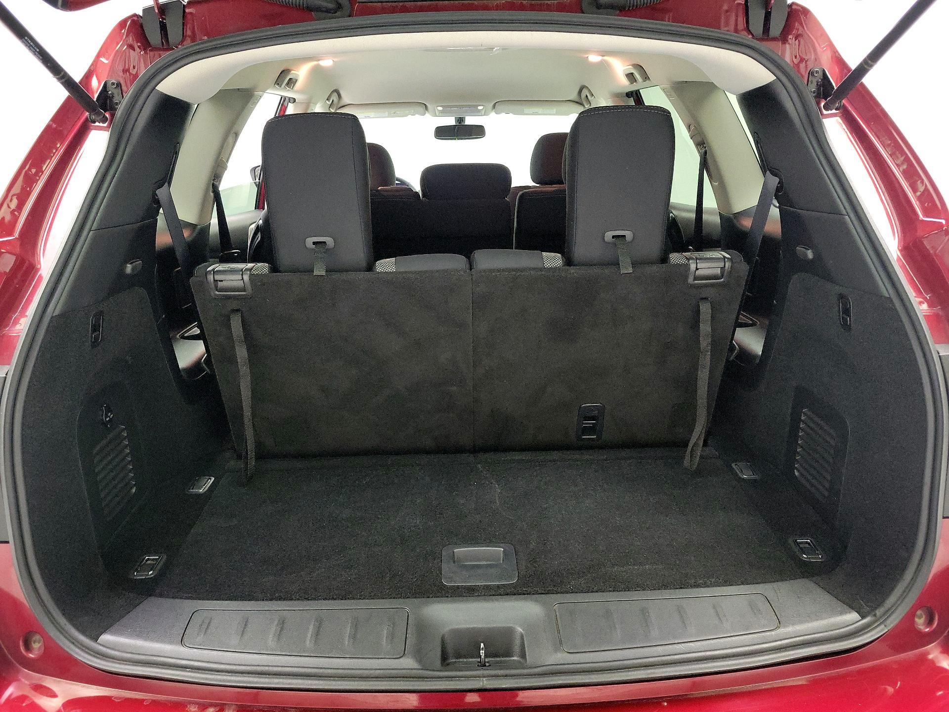 Thumbnail: 2019 Nissan Pathfinder - 19