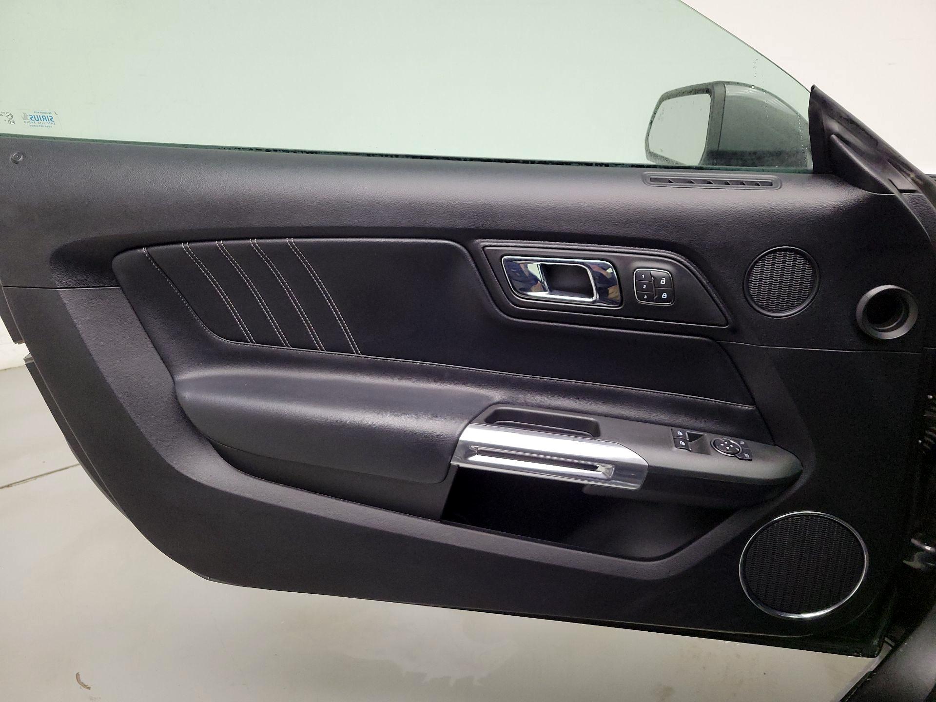 Thumbnail: 2016 Ford Mustang - 12