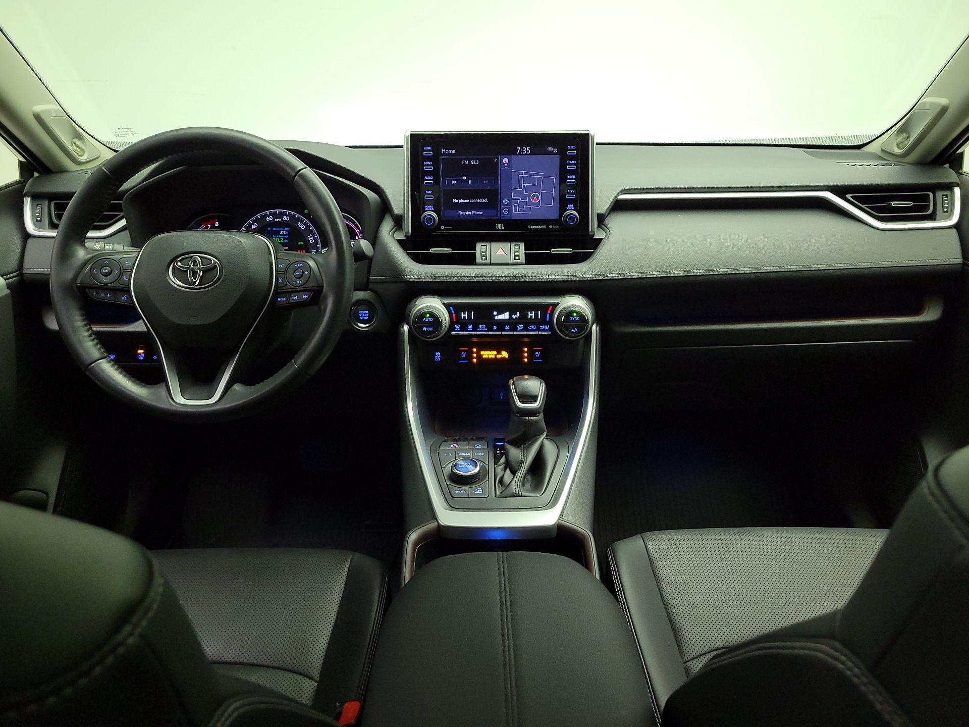 Thumbnail: 2021 Toyota RAV4 - 9