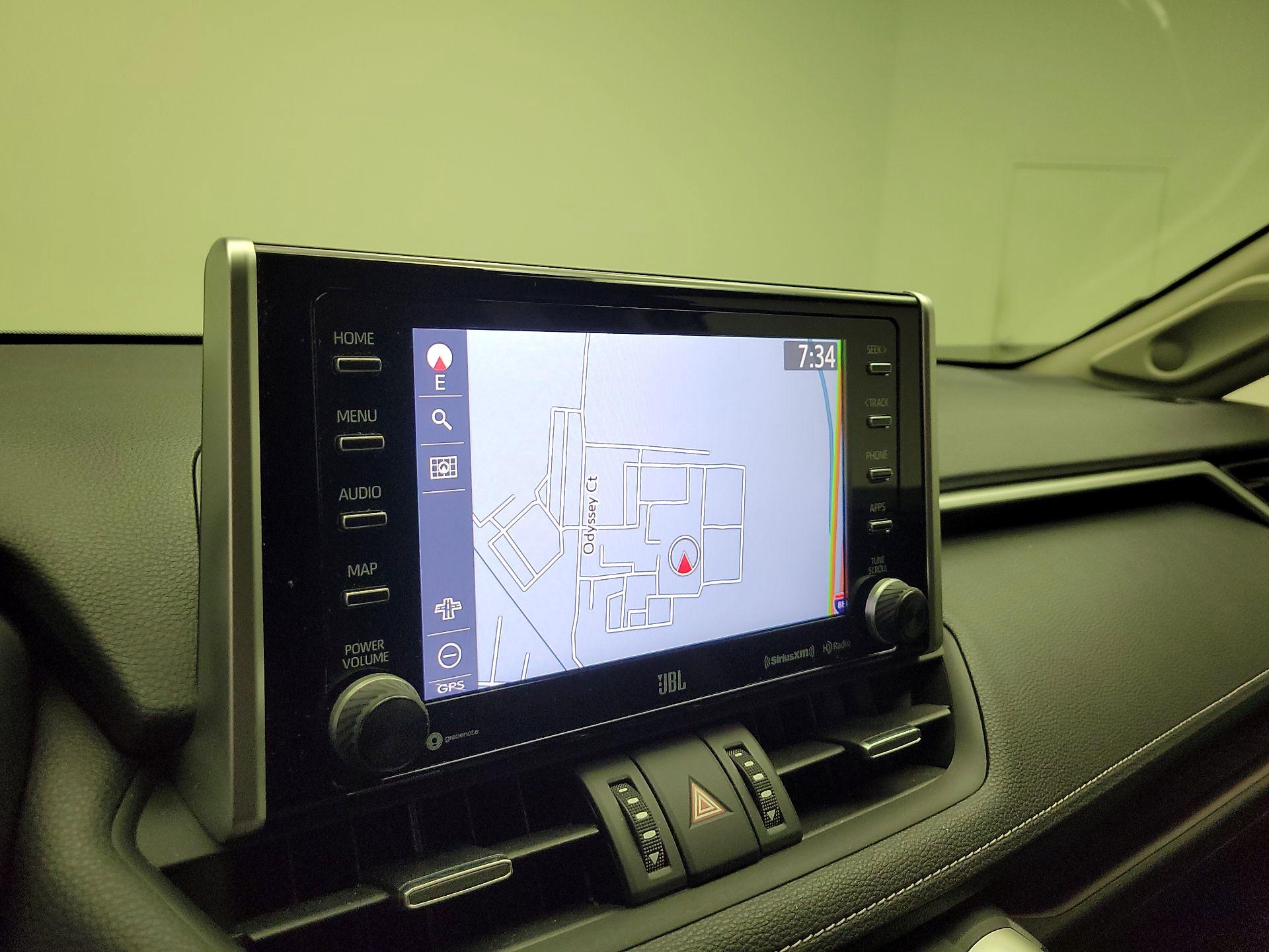 Thumbnail: 2021 Toyota RAV4 - 14