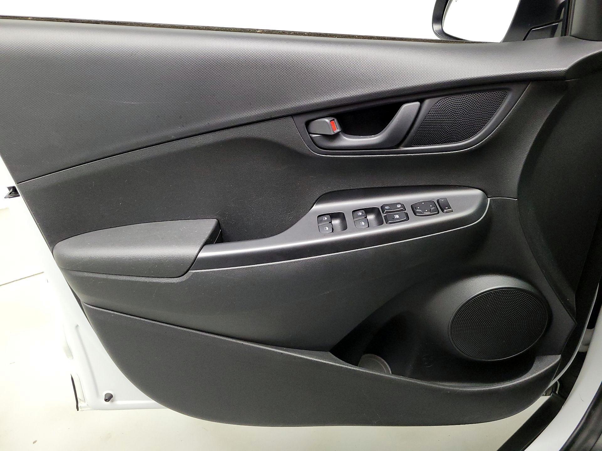 Thumbnail: 2019 Hyundai Kona - 12