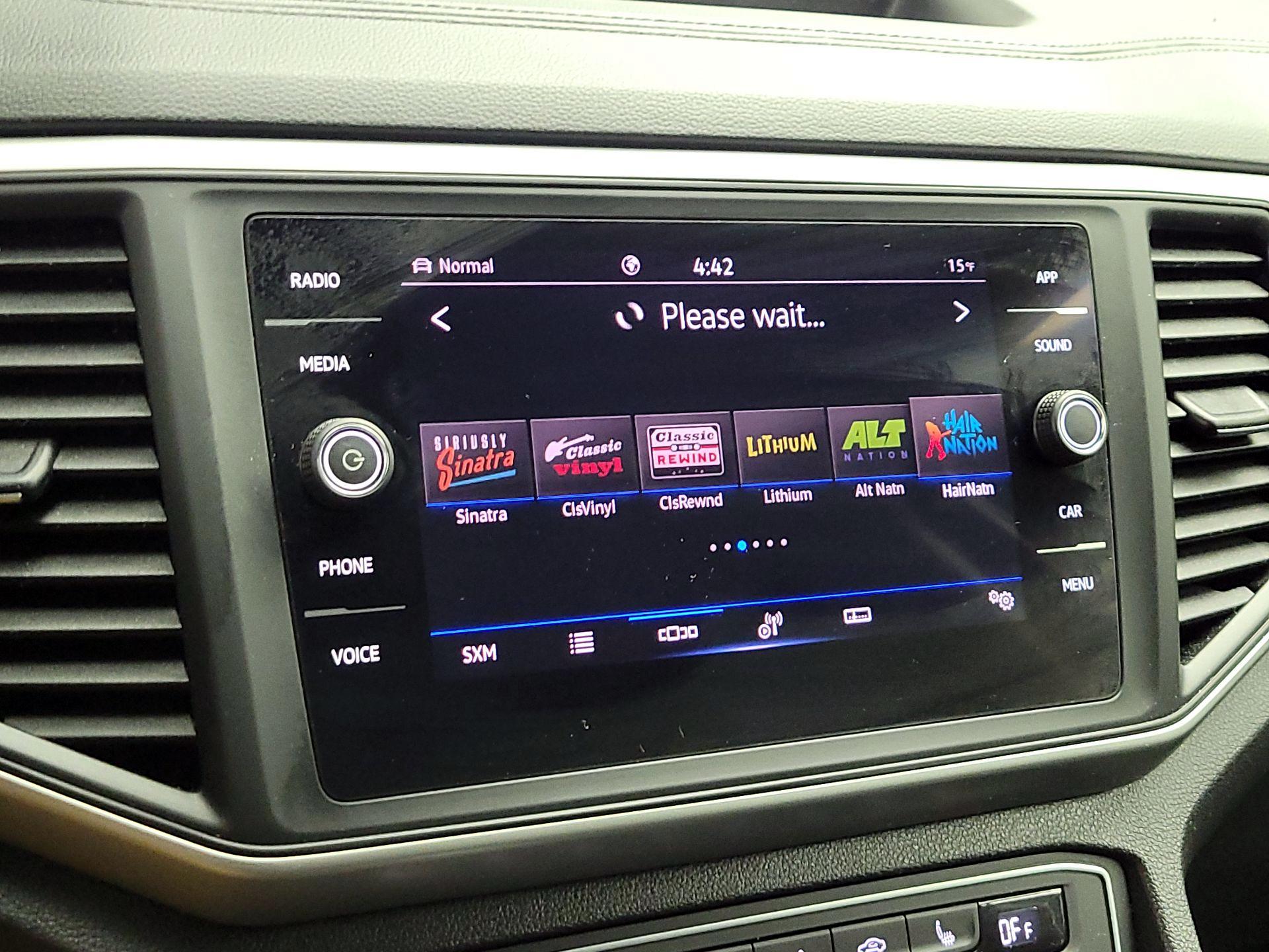 Thumbnail: 2021 Volkswagen Atlas - 15