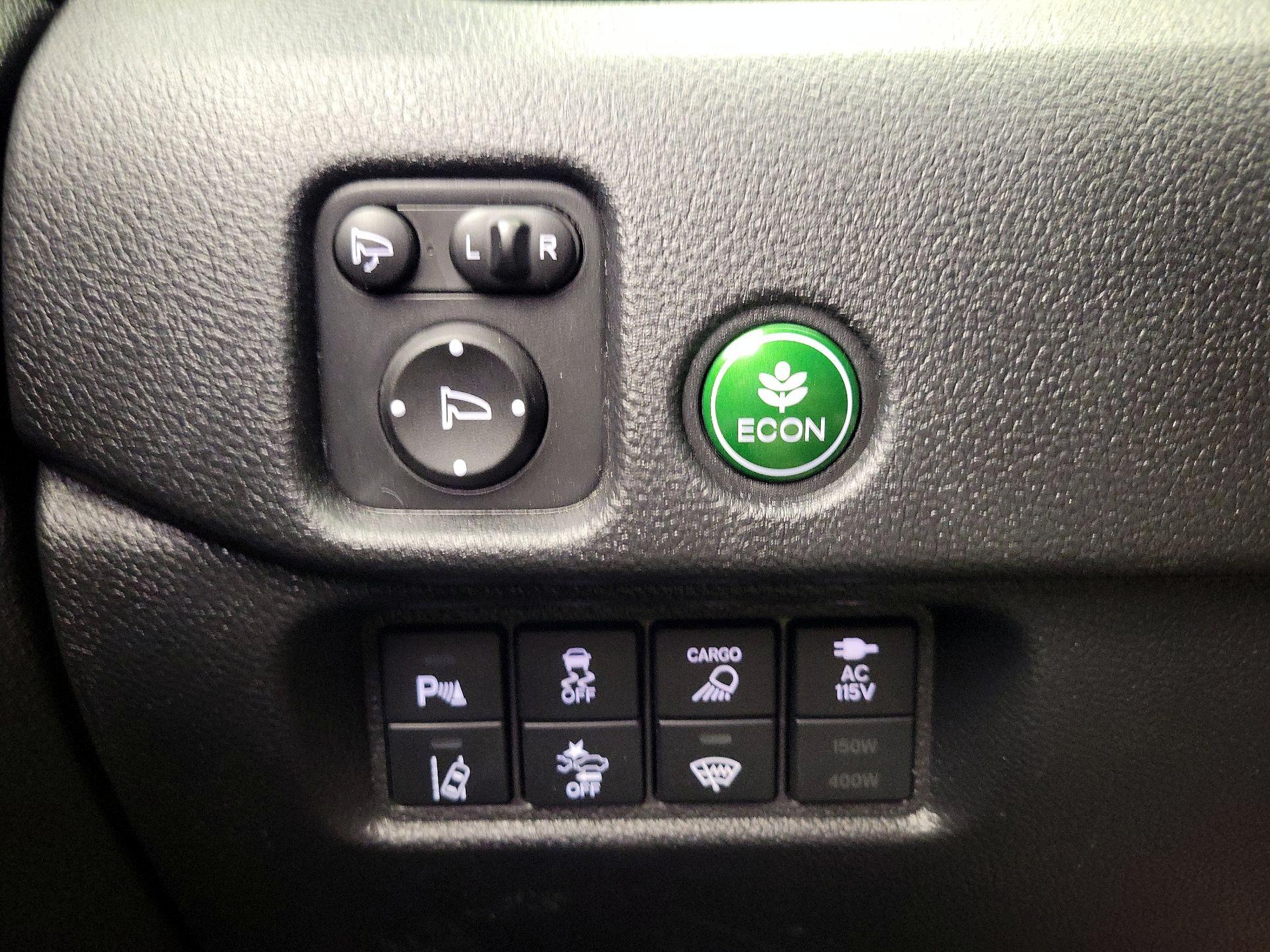 Thumbnail: 2025 Honda Ridgeline - 13