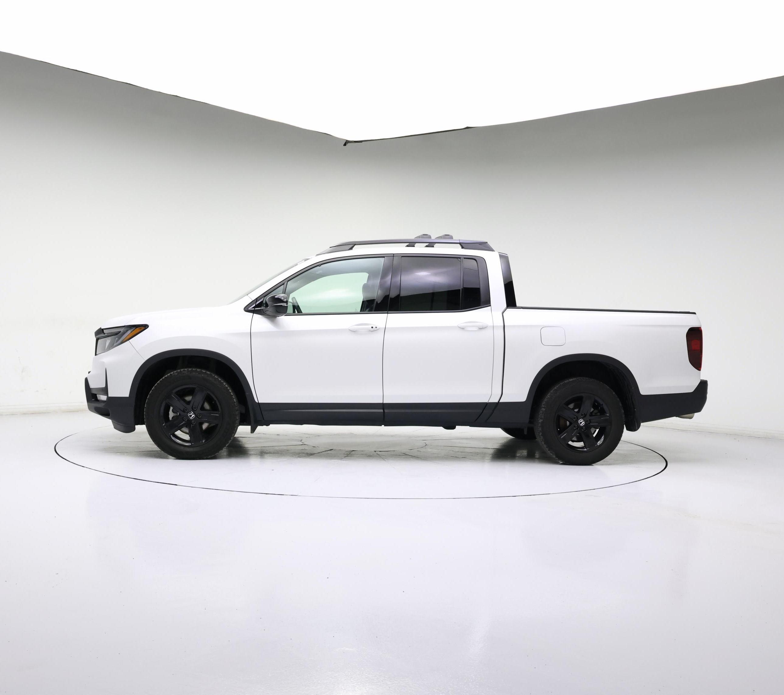 Thumbnail: 2023 Honda Ridgeline - 3
