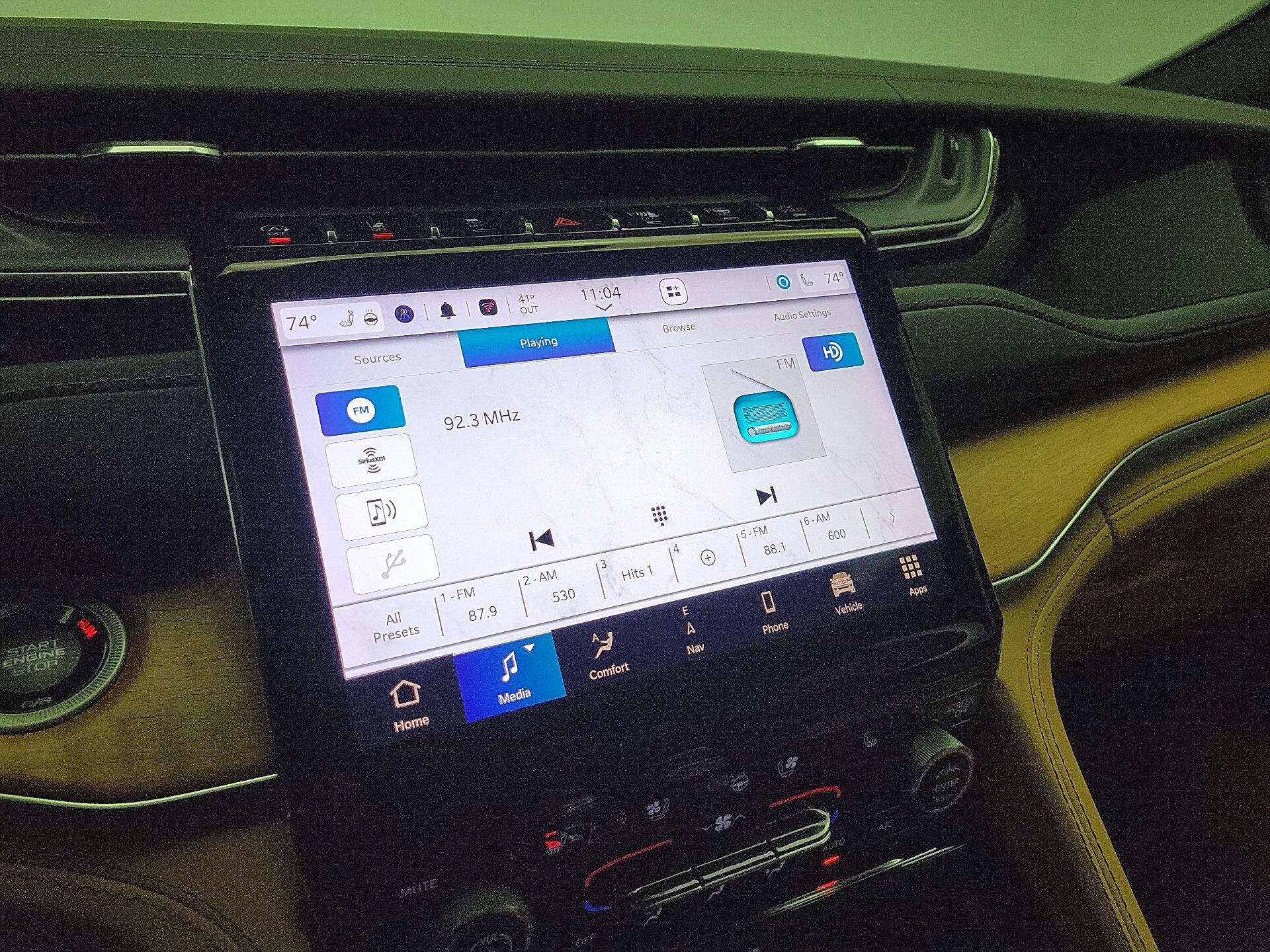 Thumbnail: 2023 Jeep Grand Cherokee - 15