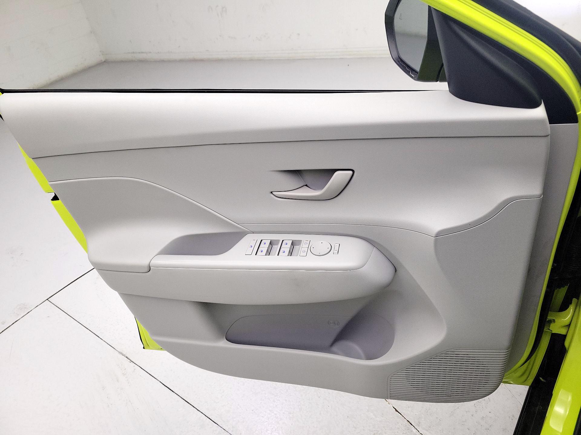 Thumbnail: 2025 Hyundai Kona - 12