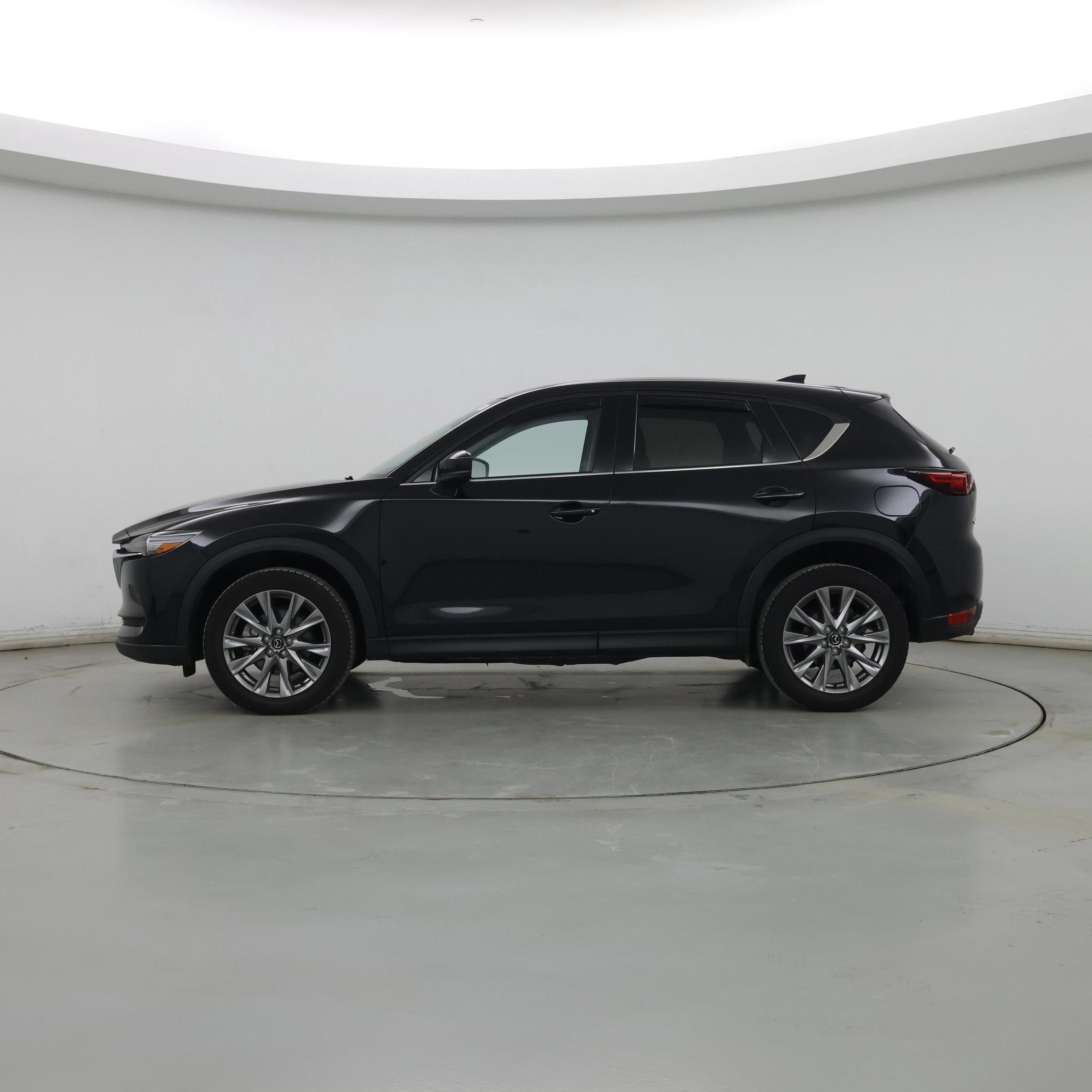 Thumbnail: 2021 Mazda CX-5 - 3