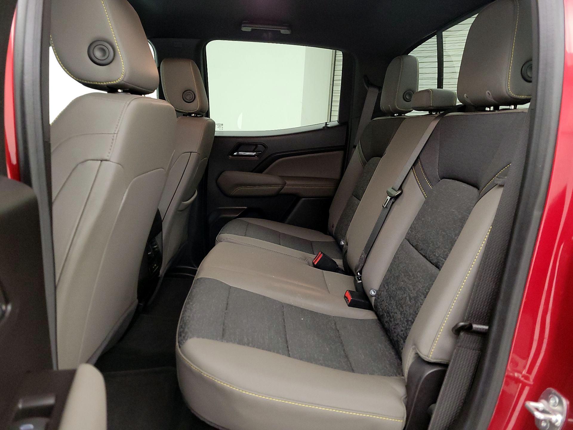 Thumbnail: 2024 Chevrolet Colorado - 19