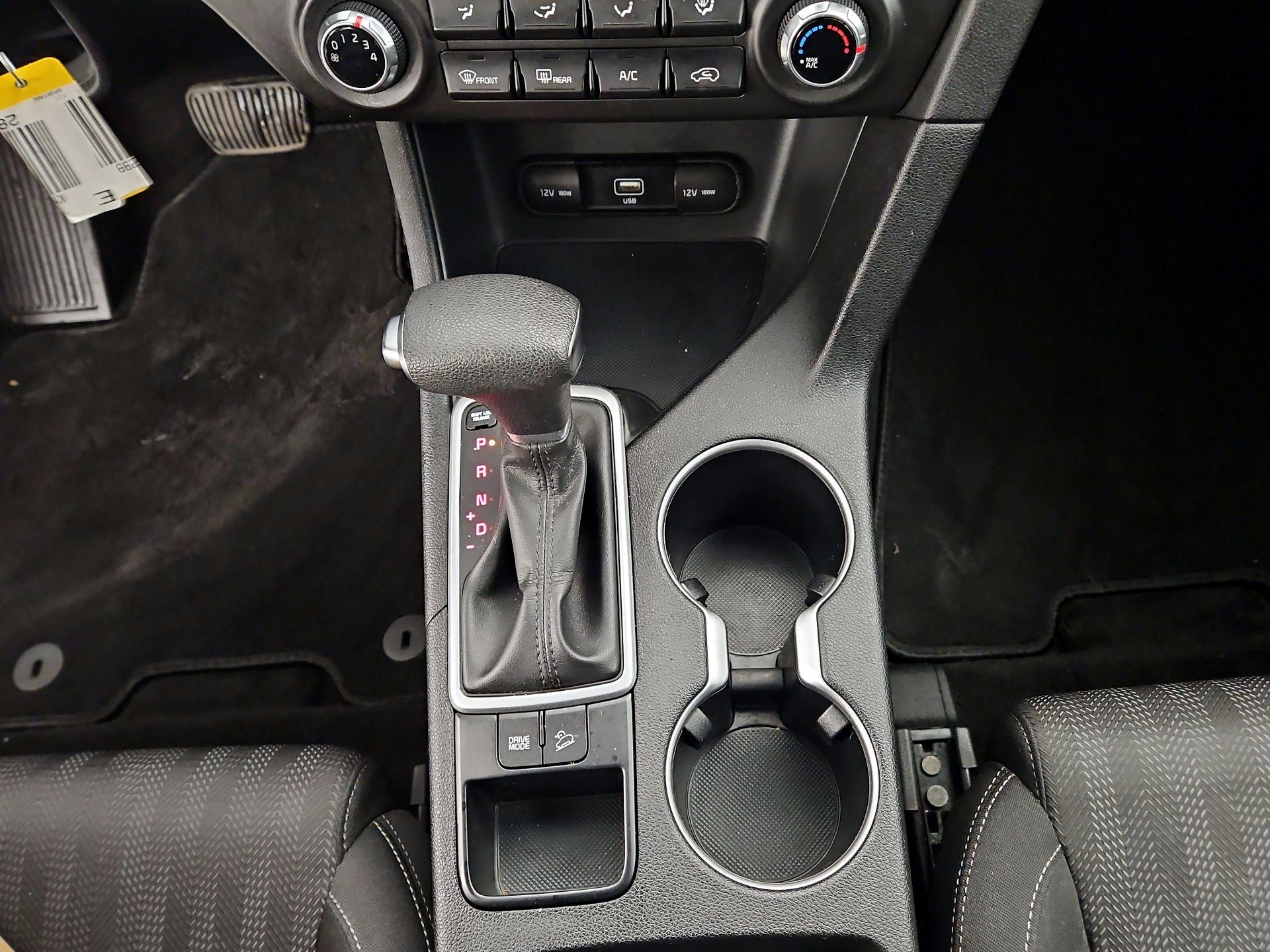 Thumbnail: 2021 Kia Sportage - 17