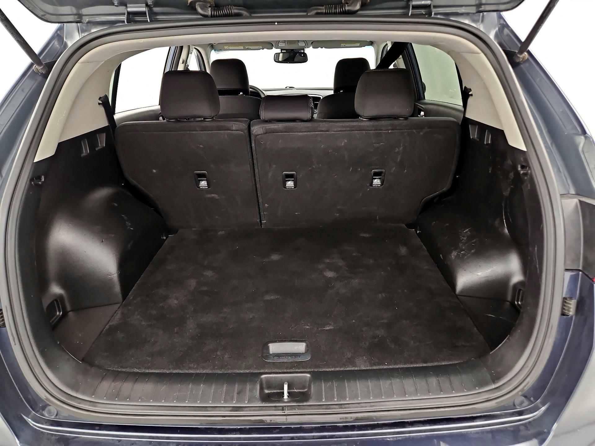 Thumbnail: 2021 Kia Sportage - 20