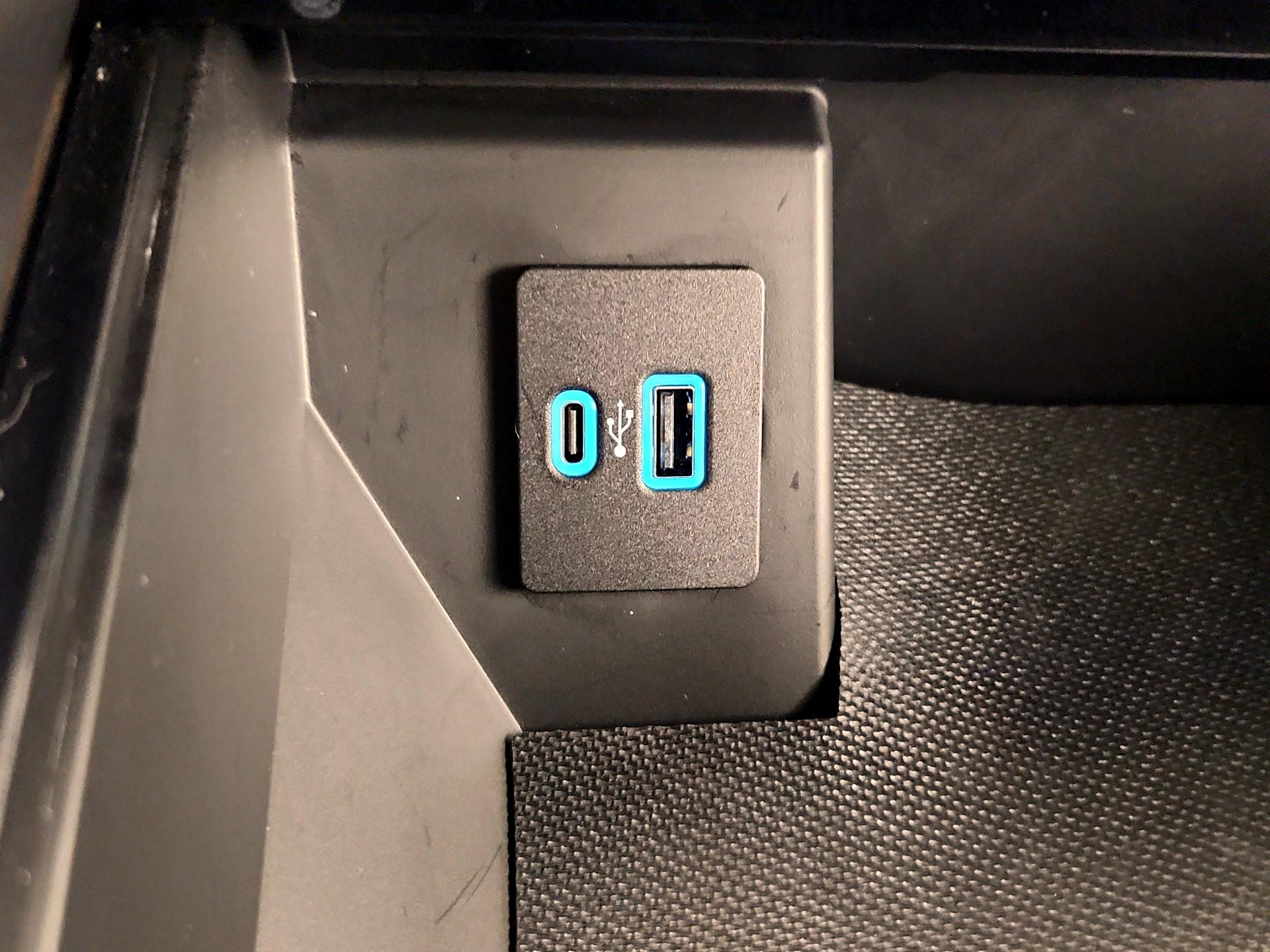 Thumbnail: 2023 Ford F-150 - 19