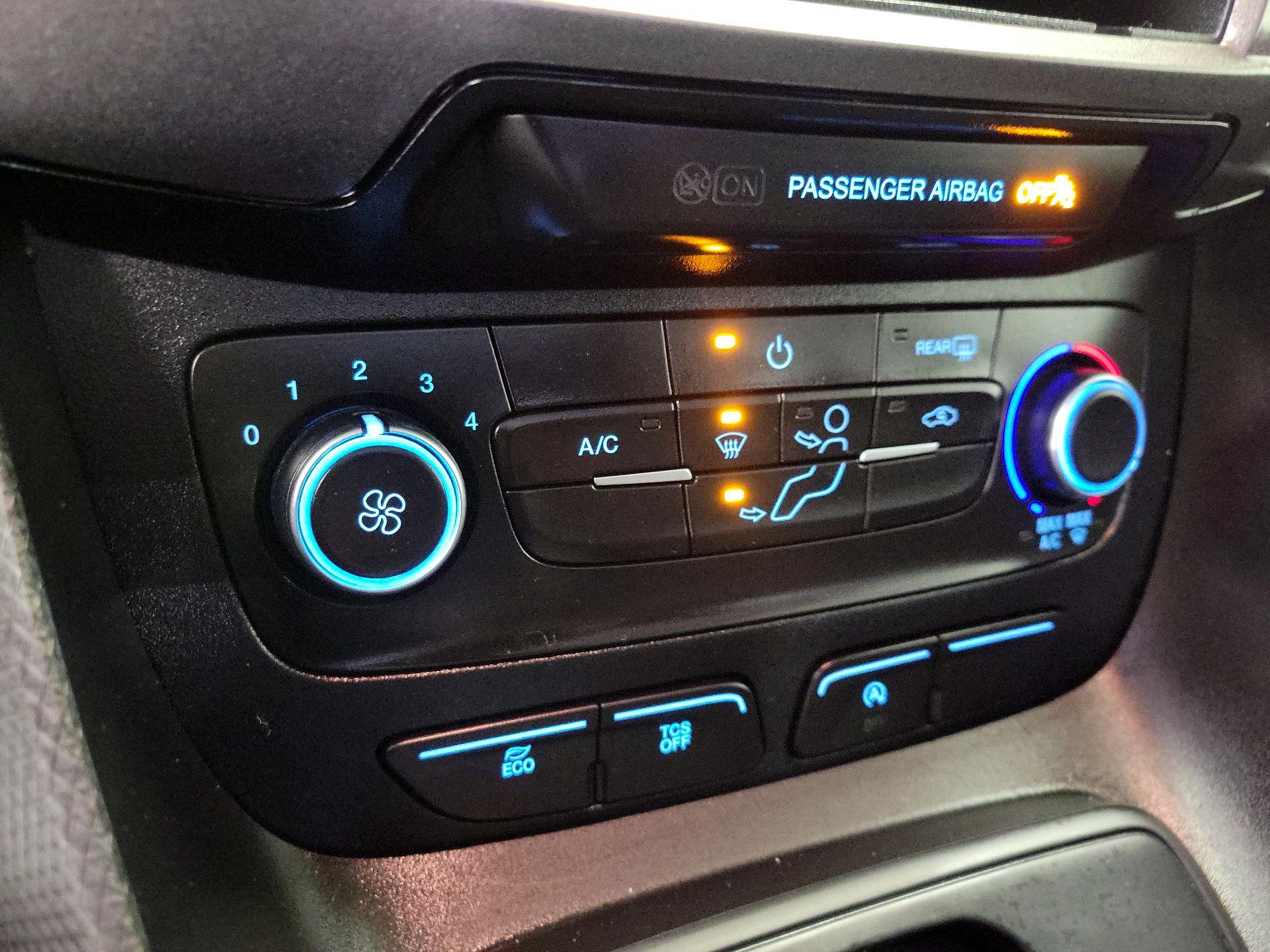 Thumbnail: 2019 Ford Transit Series - 15