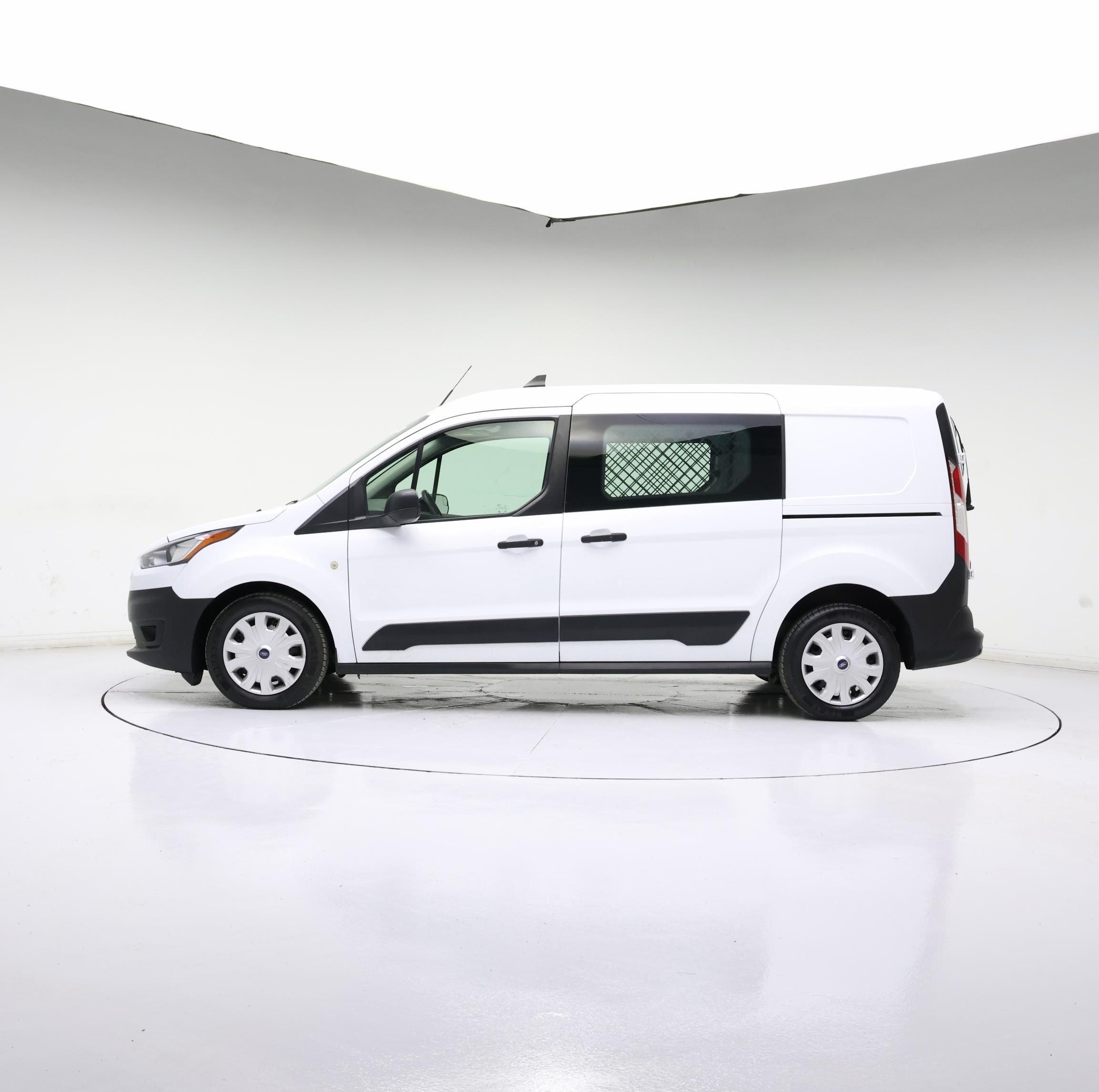 Thumbnail: 2019 Ford Transit Series - 3