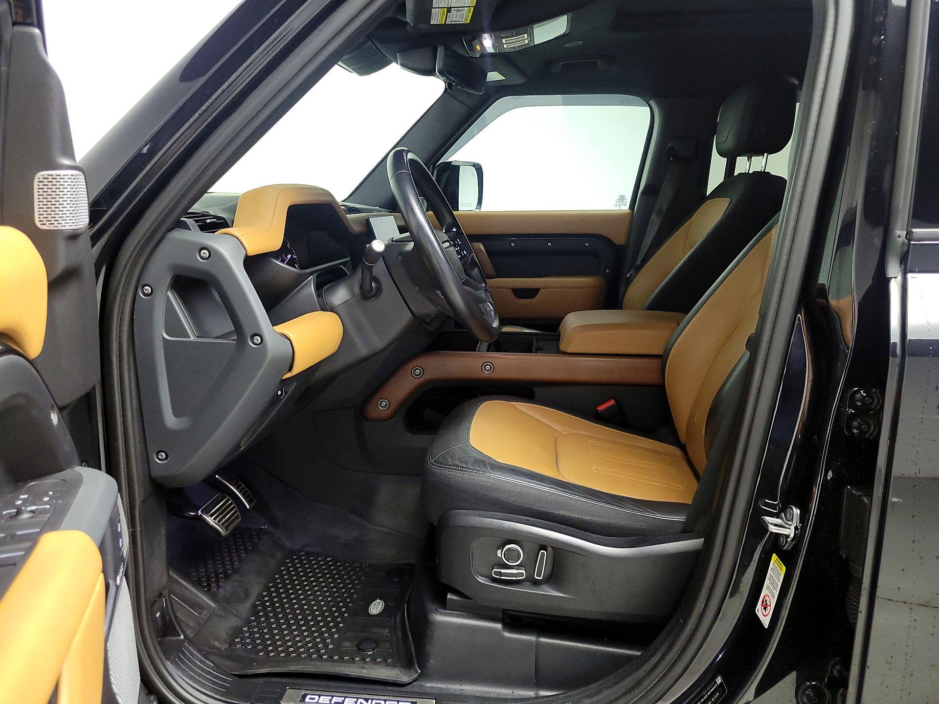 Thumbnail: 2023 Land Rover Defender - 11