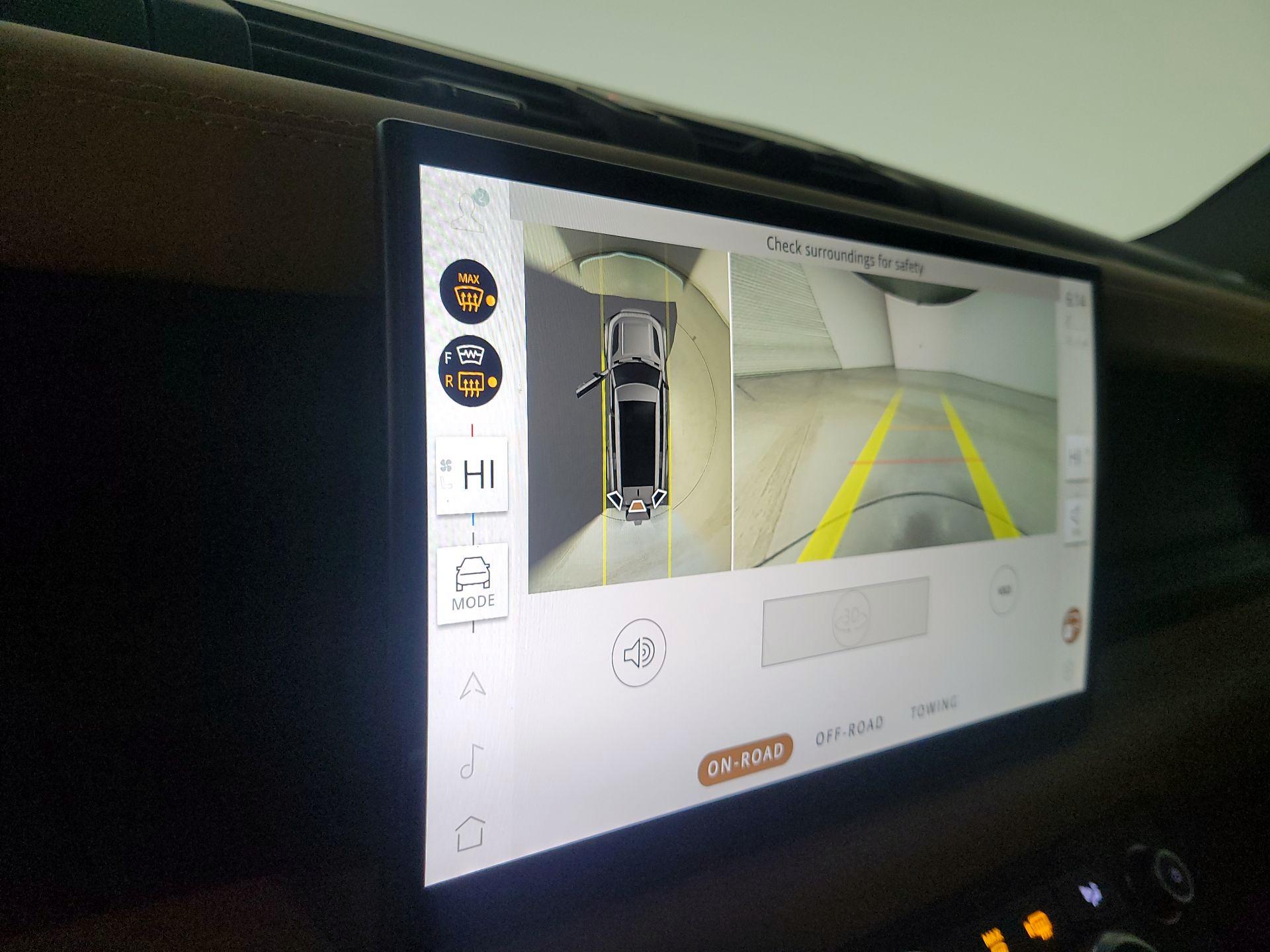 Thumbnail: 2023 Land Rover Defender - 14