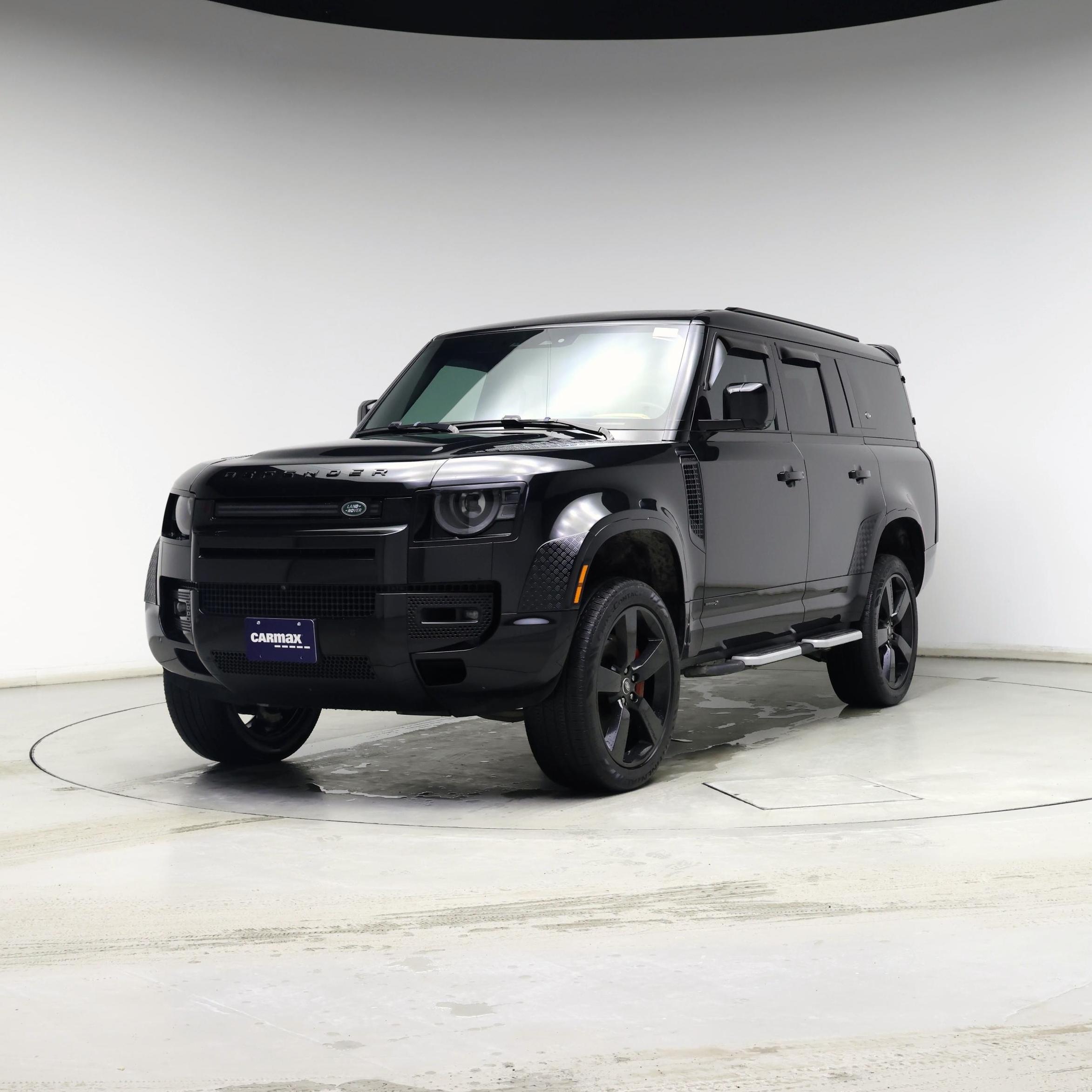 Thumbnail: 2023 Land Rover Defender - 4